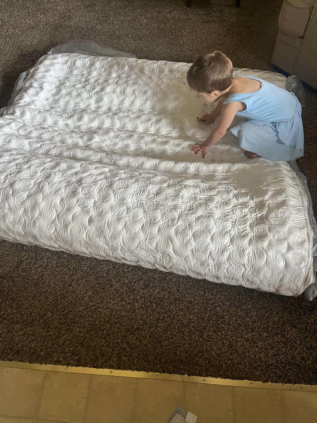 Sleepmax Queen Mattress 14 Inch - Hotel-Collection Hybrid Mattress Pain Relief - Extra Lumbar & Hip Support - Cooling Gel Bed in a Box Spine Alignment - CertiPUR-US, Fiberglass-Free, 365-Night Trial customer photo 1