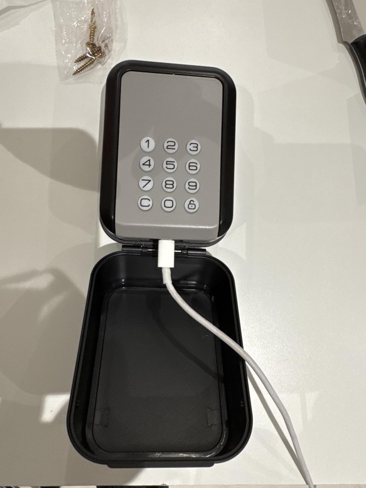 Smart Key Lock Box - Bluetooth APP(Tuya APP) Control & PIN Code, IP65 Weatherproof Wall Mounted Lock Box for Airbnb, Realtor, Home Office, Holds 5 Keys+3 Access Cards customer photo 2