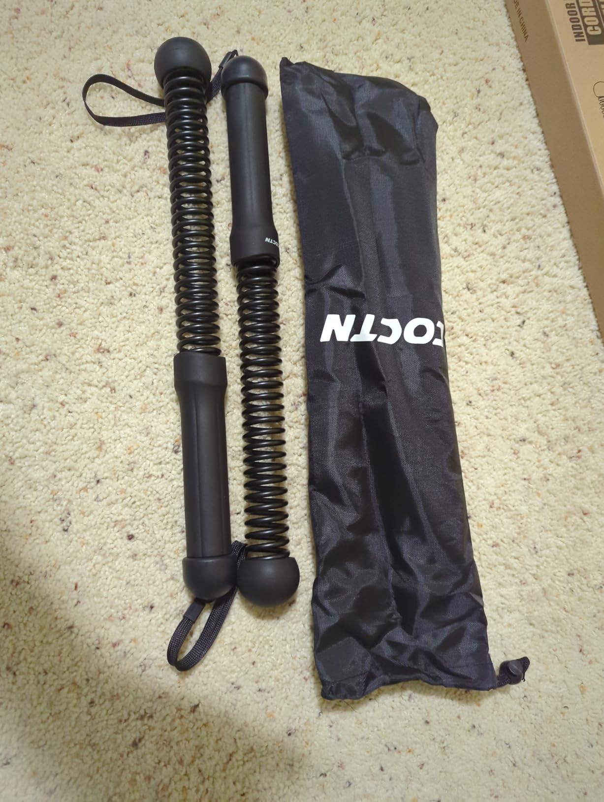 Weighted Ropeless Battle Ropes, Heavy Duty Portable Cordless Battle Ropes for Home Gym with Poster, Workout Exercise Rope for Strength Building, HIIT and Low-Impact Aerobic Training for Men & Women customer photo 1