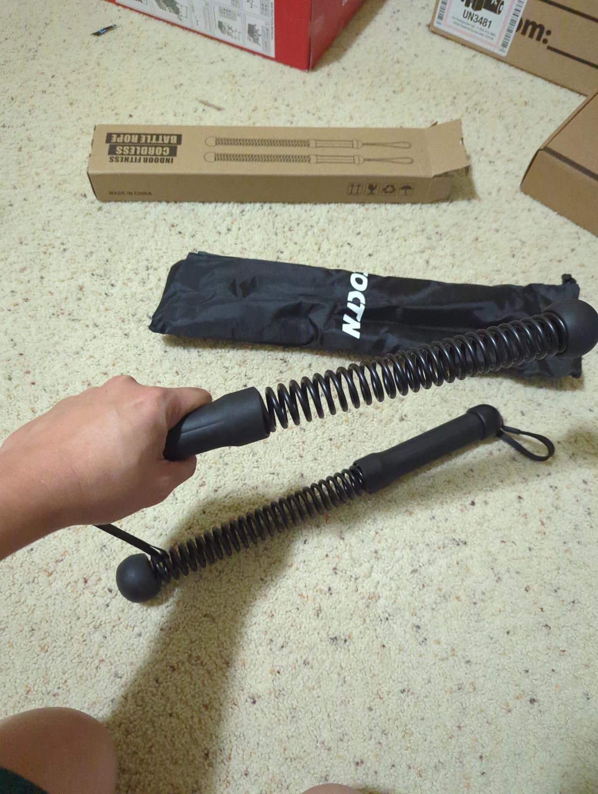 Weighted Ropeless Battle Ropes, Heavy Duty Portable Cordless Battle Ropes for Home Gym with Poster, Workout Exercise Rope for Strength Building, HIIT and Low-Impact Aerobic Training for Men & Women customer photo 2