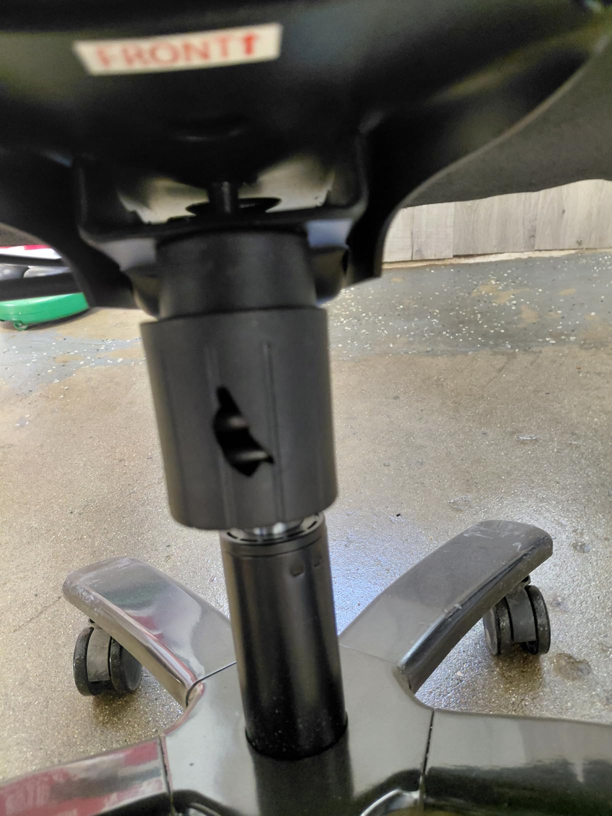 BOSMILLER 650lbs Large Big and Tall Office Chair for Heavy People with Adjustment Lumbar Support, Comfy Padded Heavy Duty Leather Executive Office Chair with Quiet Rubber for Adults 8 Hours Daliy Work customer photo 1