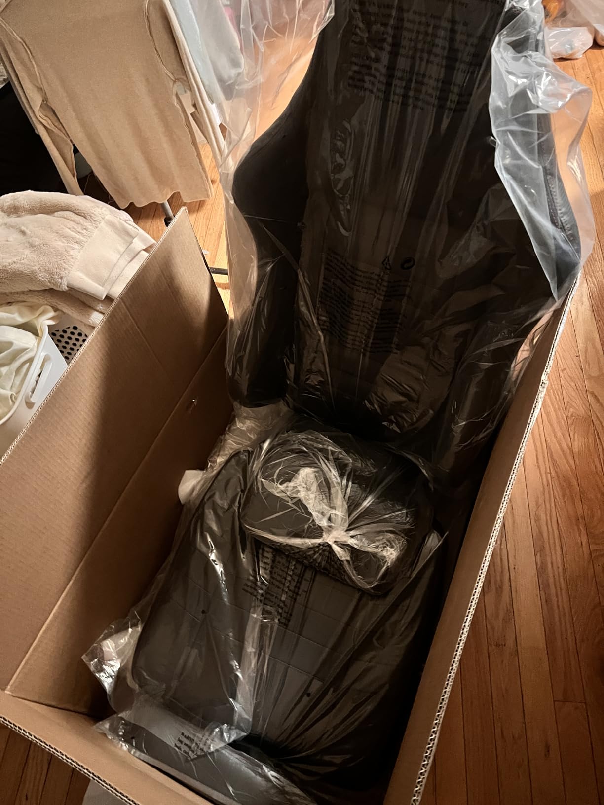 BOSMILLER 650lbs Large Big and Tall Office Chair for Heavy People with Adjustment Lumbar Support, Comfy Padded Heavy Duty Leather Executive Office Chair with Quiet Rubber for Adults 8 Hours Daliy Work customer photo 2