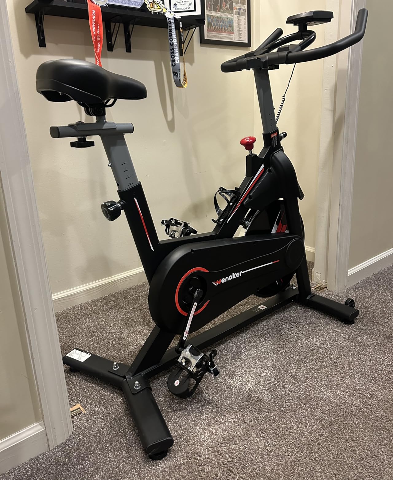 Exercise Bike, Wenoker Magnetic Resistance Stationary Bike for Home App Sync Indoor Bike with 350lbs Weight Capacity, Tablet Holder and Fitness Courses for Weight Loss customer photo 2