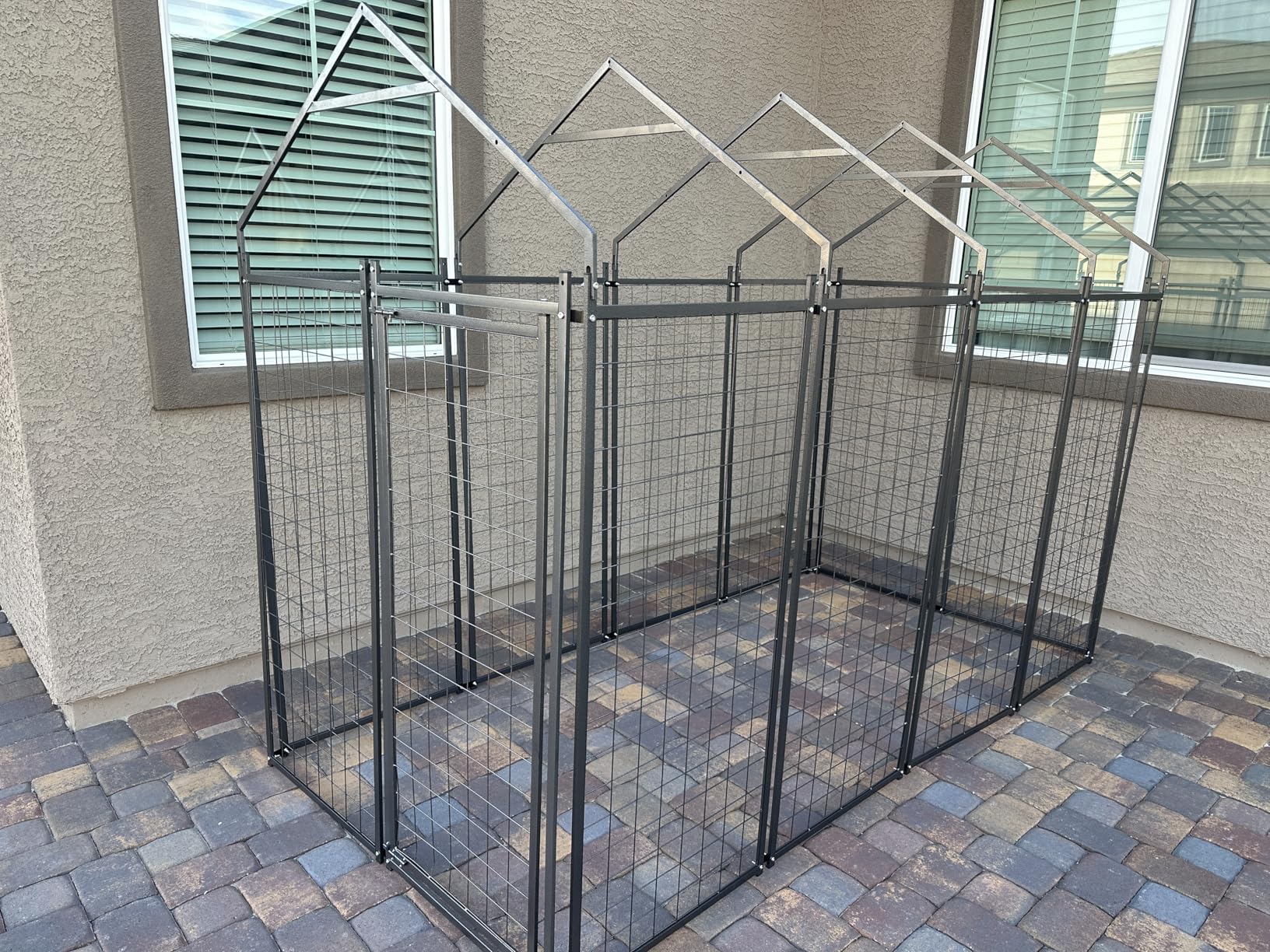 10'x10' Large Outdoor Dog Kennel,Heavy Duty Galvanized Steel Enclosure with Waterproof Roof & Secure Lock for Giant Breed Dogs (124in) customer photo 1