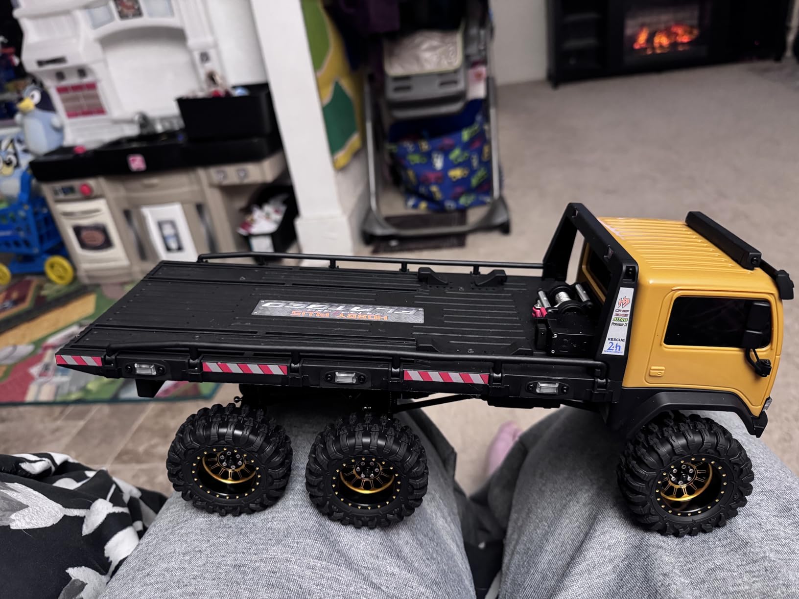 HOBBYPLUS ARKTOS V1.5 CR18P Rock Crawler RTR All Terrain - Remote Control Car, Rock Crawler 1/18 Scale 6WD 2 Speed Transmission Off Road for Adults, RC Hobbyists customer photo 2