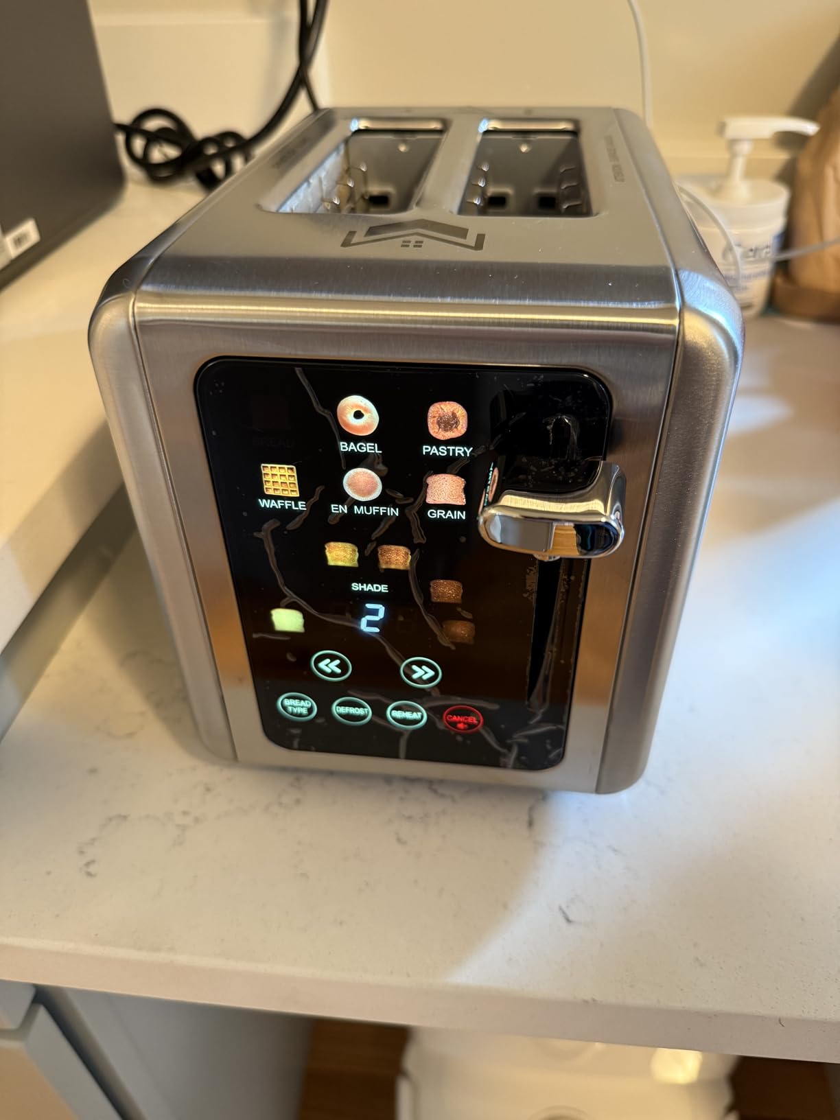 2 Slice Toaster,Touchscreen & Dual Independent Control Panel,5 Basic Functions & Digital Countdown Toasters,6 Shade Settings＆6 Bread Types,Smart Bread Maker Mute/Screen-Off,Titanium customer photo 1