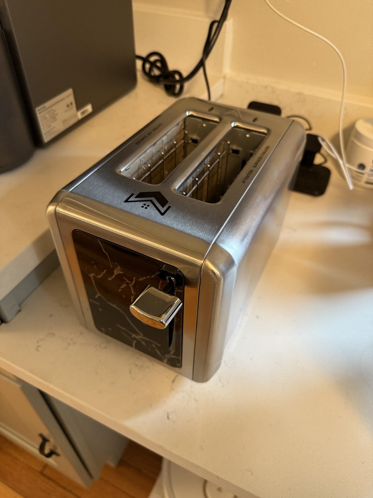 2 Slice Toaster,Touchscreen & Dual Independent Control Panel,5 Basic Functions & Digital Countdown Toasters,6 Shade Settings＆6 Bread Types,Smart Bread Maker Mute/Screen-Off,Titanium customer photo 2