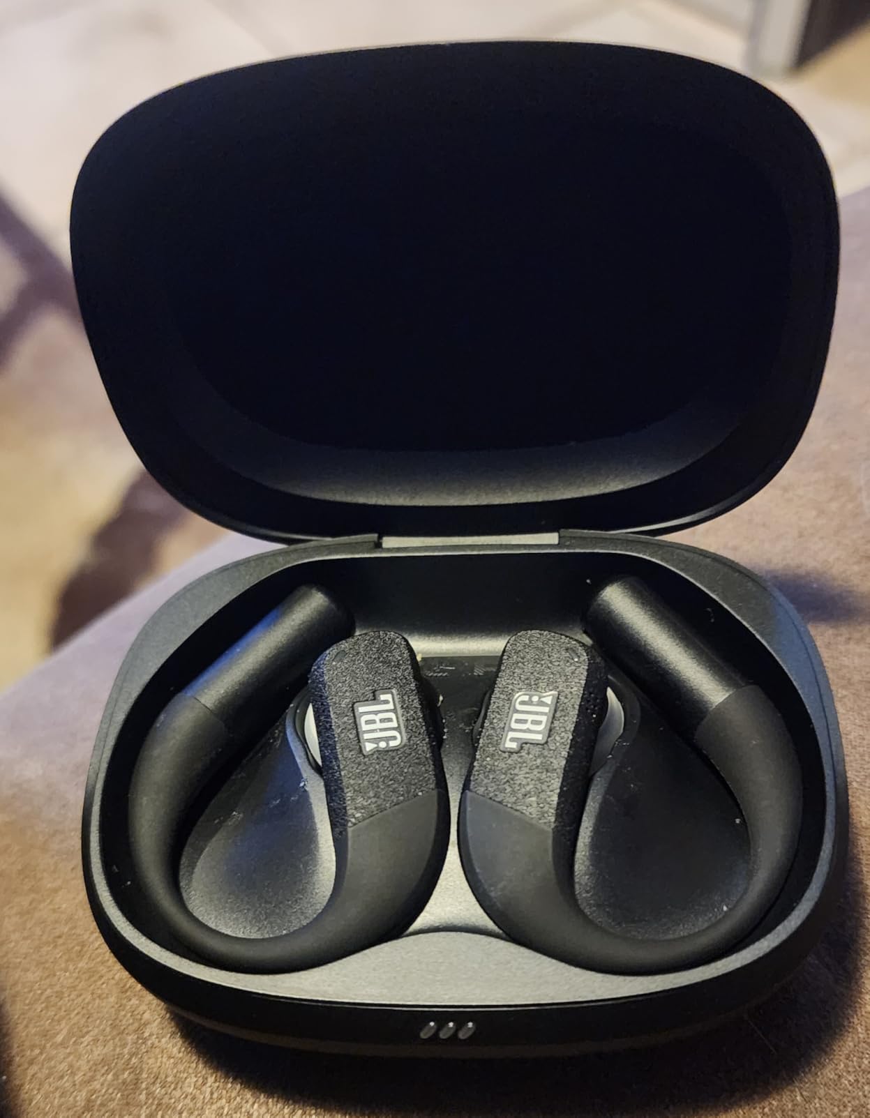 Endurance Peak 4 - True Wireless Noise Cancelling Sport Earbuds, Up to 48Hrs Total Playback, Water & dust Proof (IP68), Secure fit with TwistLock Design, & 6 mics for Perfect Calls (Black/Grey) customer photo 1