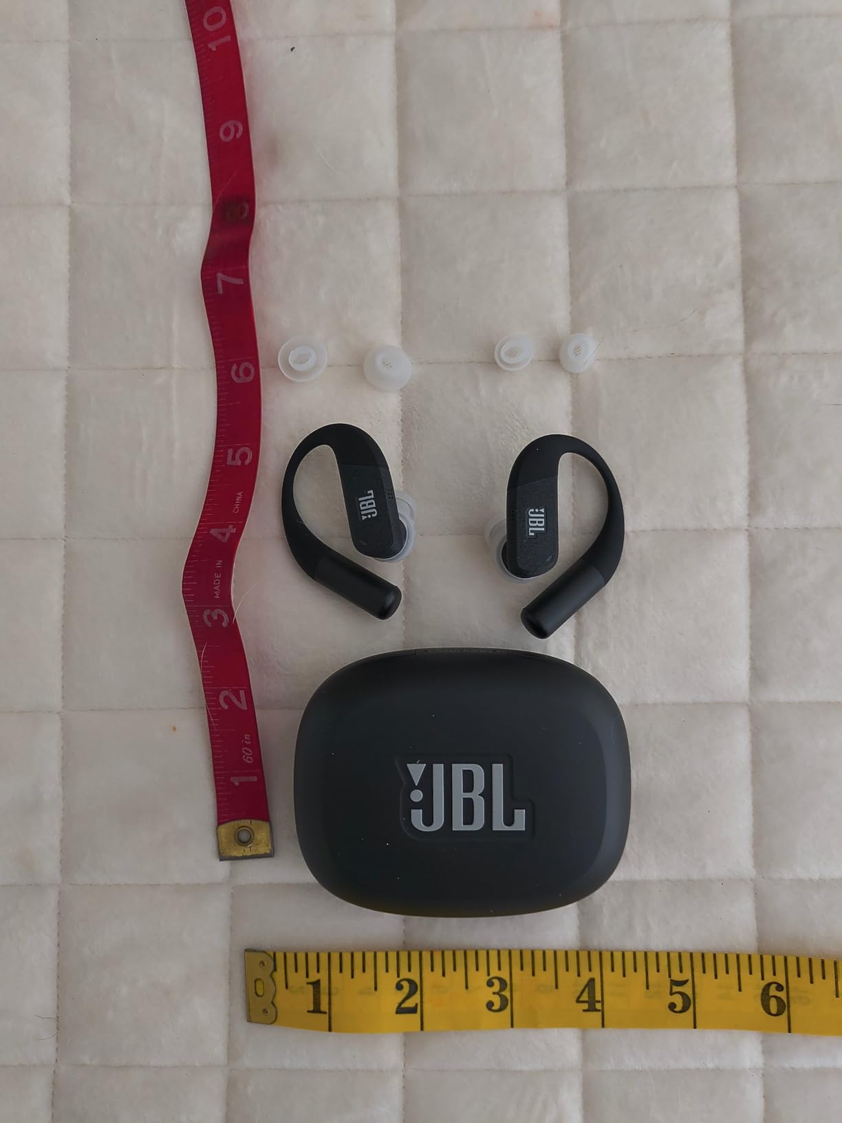 Endurance Peak 4 - True Wireless Noise Cancelling Sport Earbuds, Up to 48Hrs Total Playback, Water & dust Proof (IP68), Secure fit with TwistLock Design, & 6 mics for Perfect Calls (Black/Grey) customer photo 2