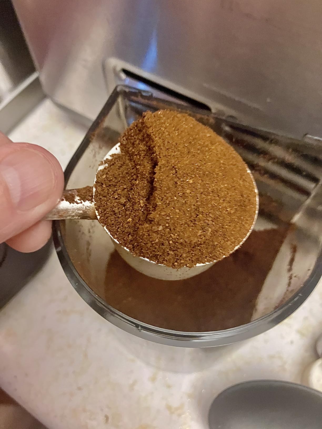 Aromaster Burr Coffee Grinder with 48 Grind Settings, Conical Coffee Bean Grinder for Home Use, Stainless Steel, 40 Seconds Adjustable Timer, Anti-static, Easy to Clean with Brush customer photo 1