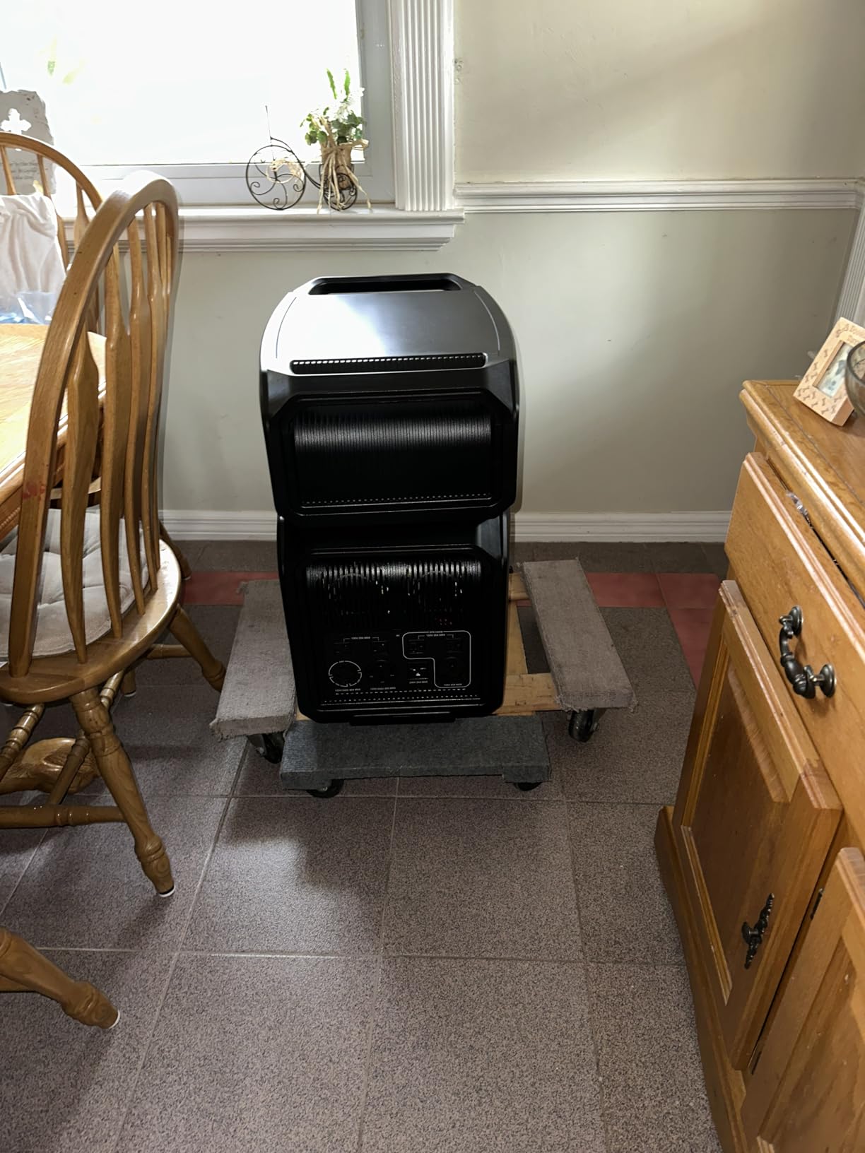 OUPES Guardian 6000 Ultimate Power System: 9216Wh Dual Battery Station with 6000W Output, 4x240W Solar Panels (960W), 120V/240V Dual Voltage for Complete Energy Independence & Home Backup customer photo 1