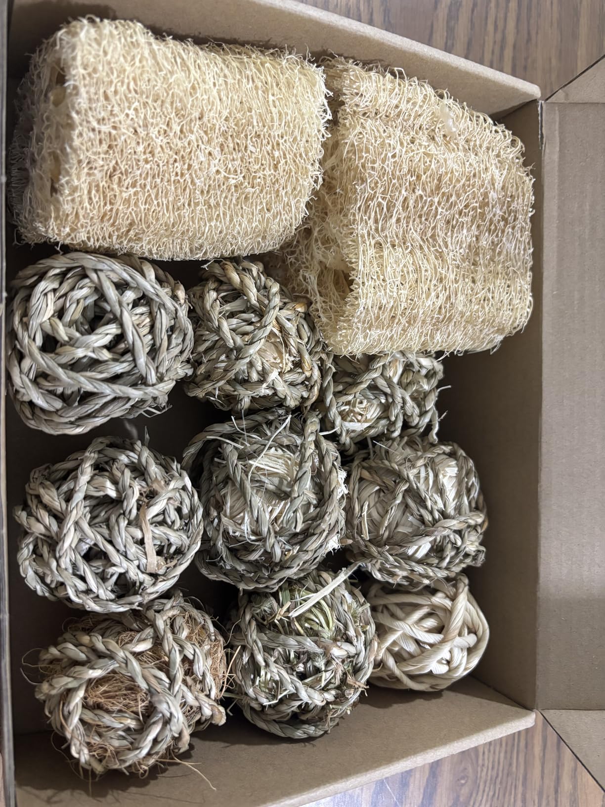 7 Pcs Rabbit Chew Toys, Interactive Foraging Toy, Natural Materials, Loofah Sponges, Seagrass Balls, Dental Cleaning, Relieve Stress, for Bunnies, Guinea Pigs, Small Pets customer photo 2