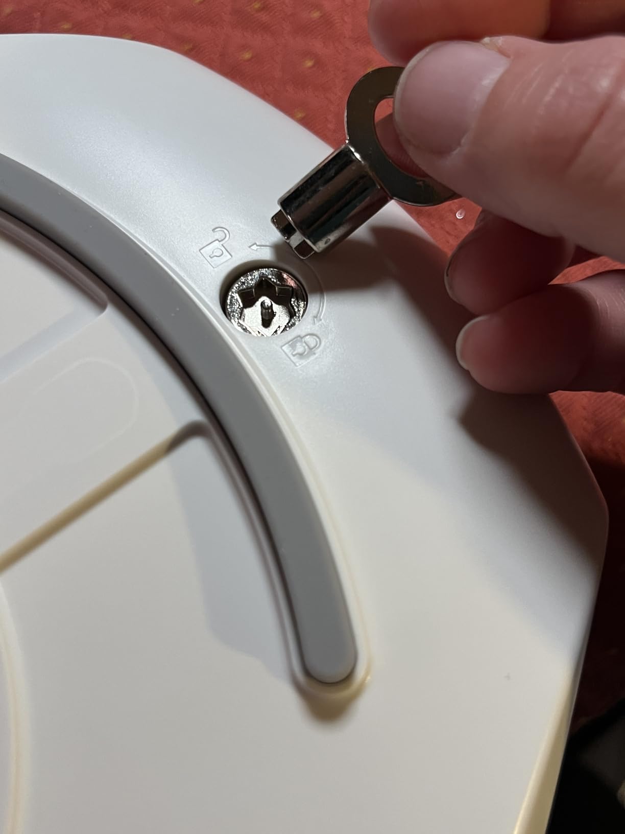 VEXA VitaMate Pro 21 WiFi Smart Pill Dispenser with Exclusive Self-Developed App, Automatic Rotating & Rising Containers, Remote Caregiver Alerts, Sound/Light Reminders for Meds & Supplements customer photo 1