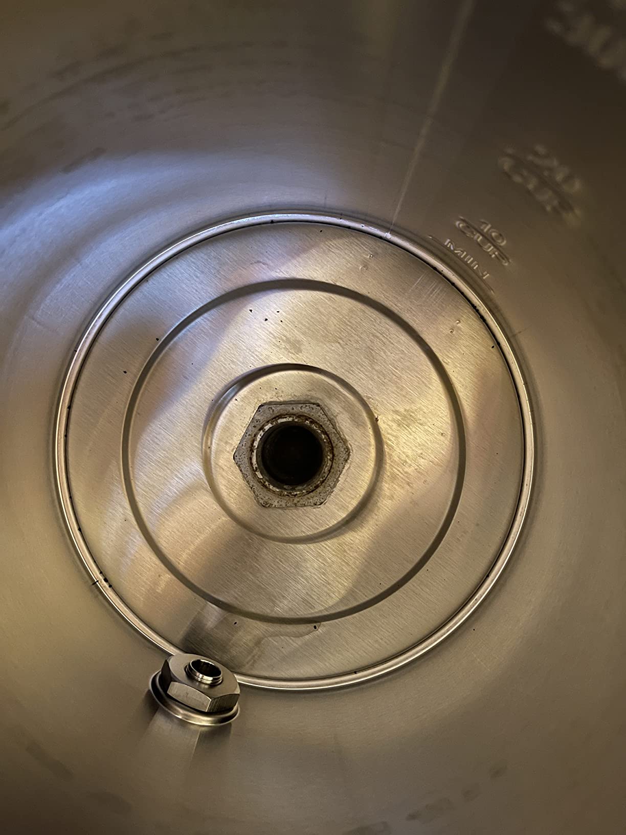 Elite Gourmet 100-Cup Commercial Coffee Urn & Hot Water Boiler - Dual-Wall Insulated, Tested to Keep Coffee Hot for 24 Hours, Dripless Faucet, Stainless Steel for Offices, Churches & Catering customer photo 1