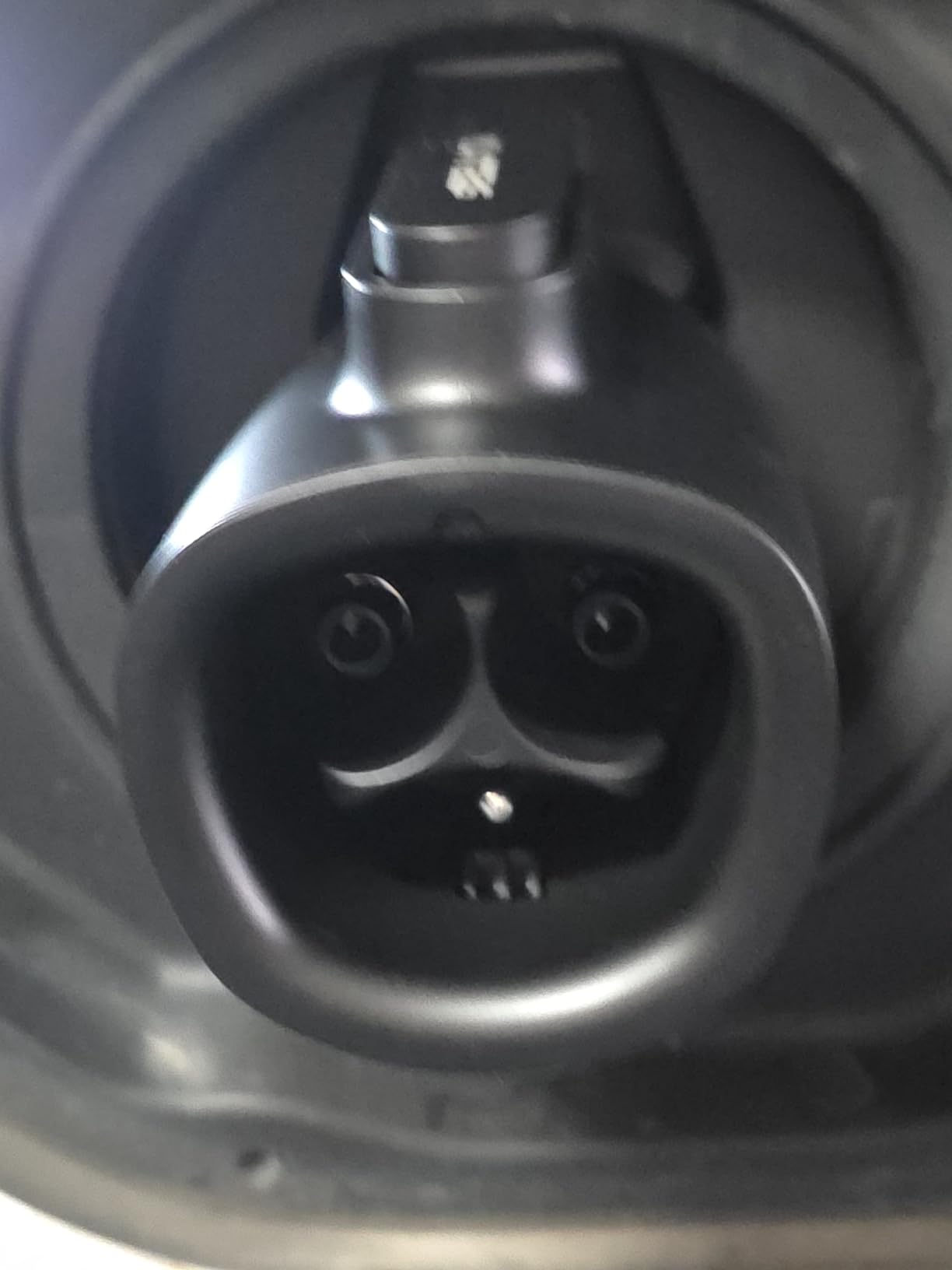 Tesla to J1772 Charging Adapter for J1772 EVs, Max Supports 80A 250V Fast NACS to J1772 Adapter, Heavy-Duty Durable Design, Secure Tight Fit, Heat-Resistant for Home, Public, Travel & Backup Charging customer photo 1
