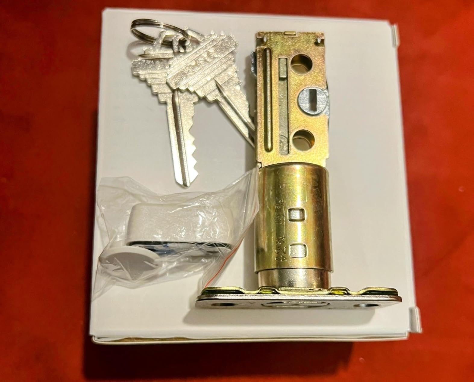 myQ Secure View 3-in-1 Smart Lock with 2K HDR Video Doorbell Camera, Face Access, Fingerprint Access, PIN & App Control - Intelligent Entry with Built-in Camera, Color Night Vision & Two-Way Audio customer photo 2