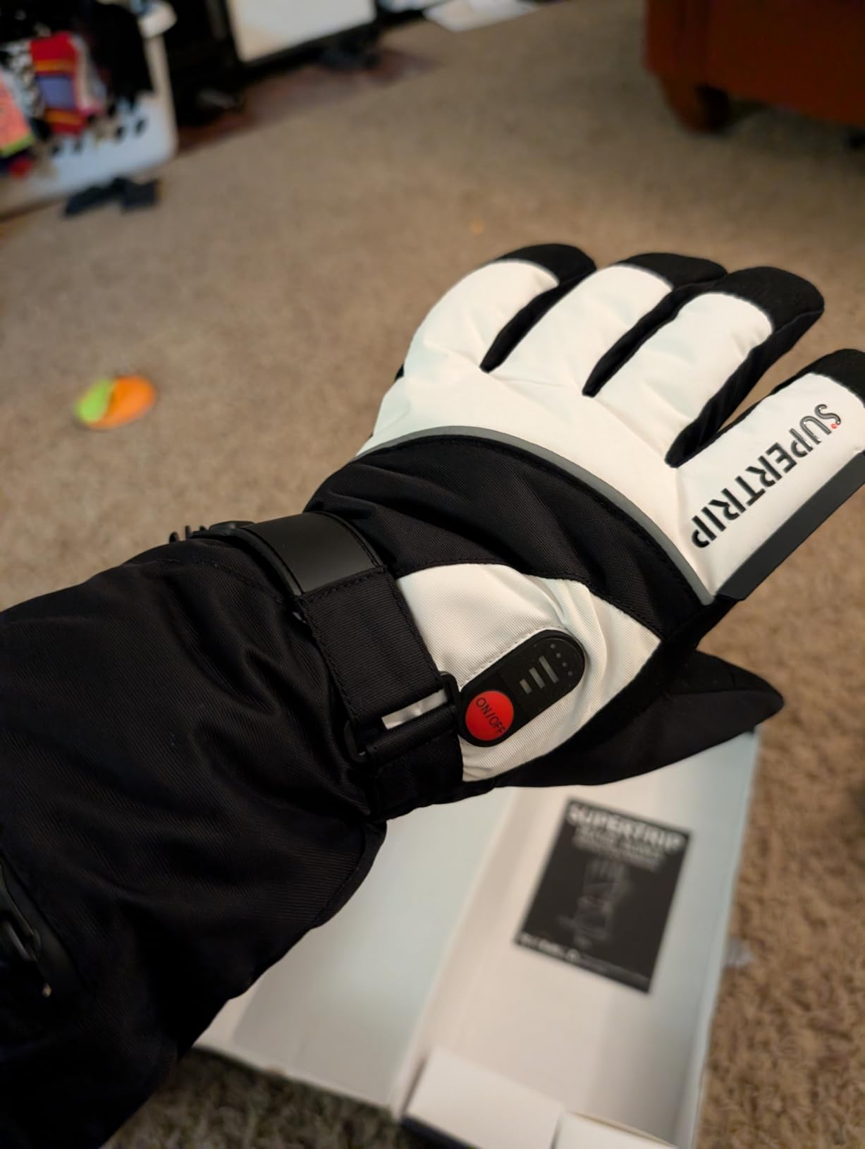 Supertrip Heated Gloves for Men Women, Rechargeable 7.4V 3000mAh Battery 22.2WH Heated Ski Gloves, 3M Thinsulate Waterproof Touchscreen Electric Heating Gloves - Skiing Motorcycle Hunting Outdoor Work customer photo 1