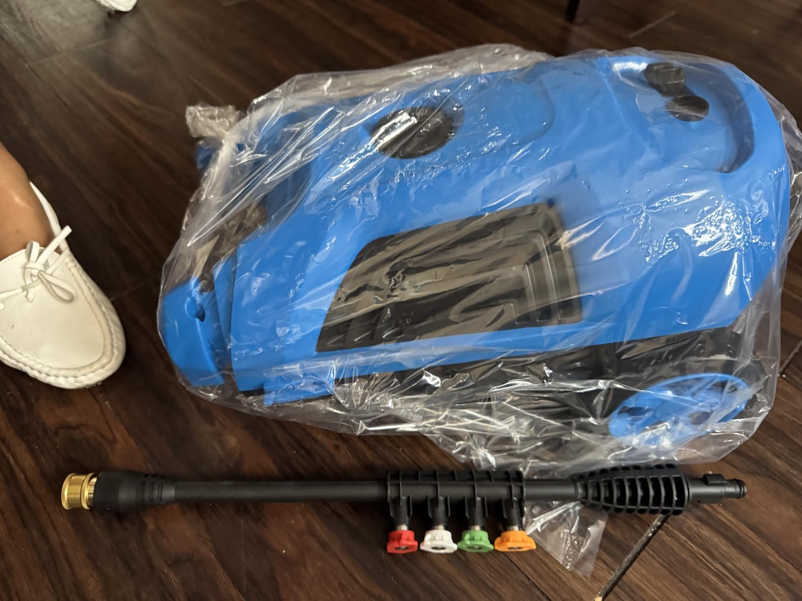 4200PSI Pressure Washer 4.0GPM Gas Power Washer 212CC Gas Powered Washing Machine Commercial High Pressure Washer with 25ft Hose&5 Nozzles for Patio Garden Yard Vehicle,EPA/CARB/ETL (Black) customer photo 1