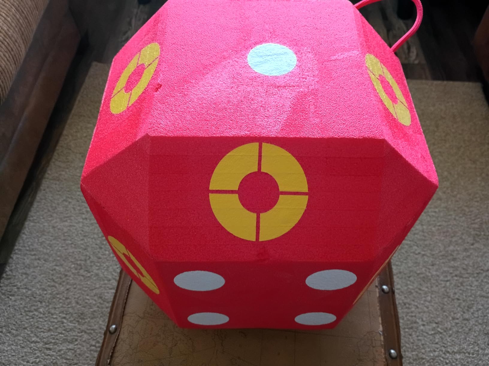 LWANO Cube Archery Target, 18-Sided 32 Bullseyes, Portable Backyard Shooting Target for Broadheads Field Points, Easy Arrow Removal, for Compound Bows&Youth Bows Hunting Practice, with Carrying Handle customer photo 1