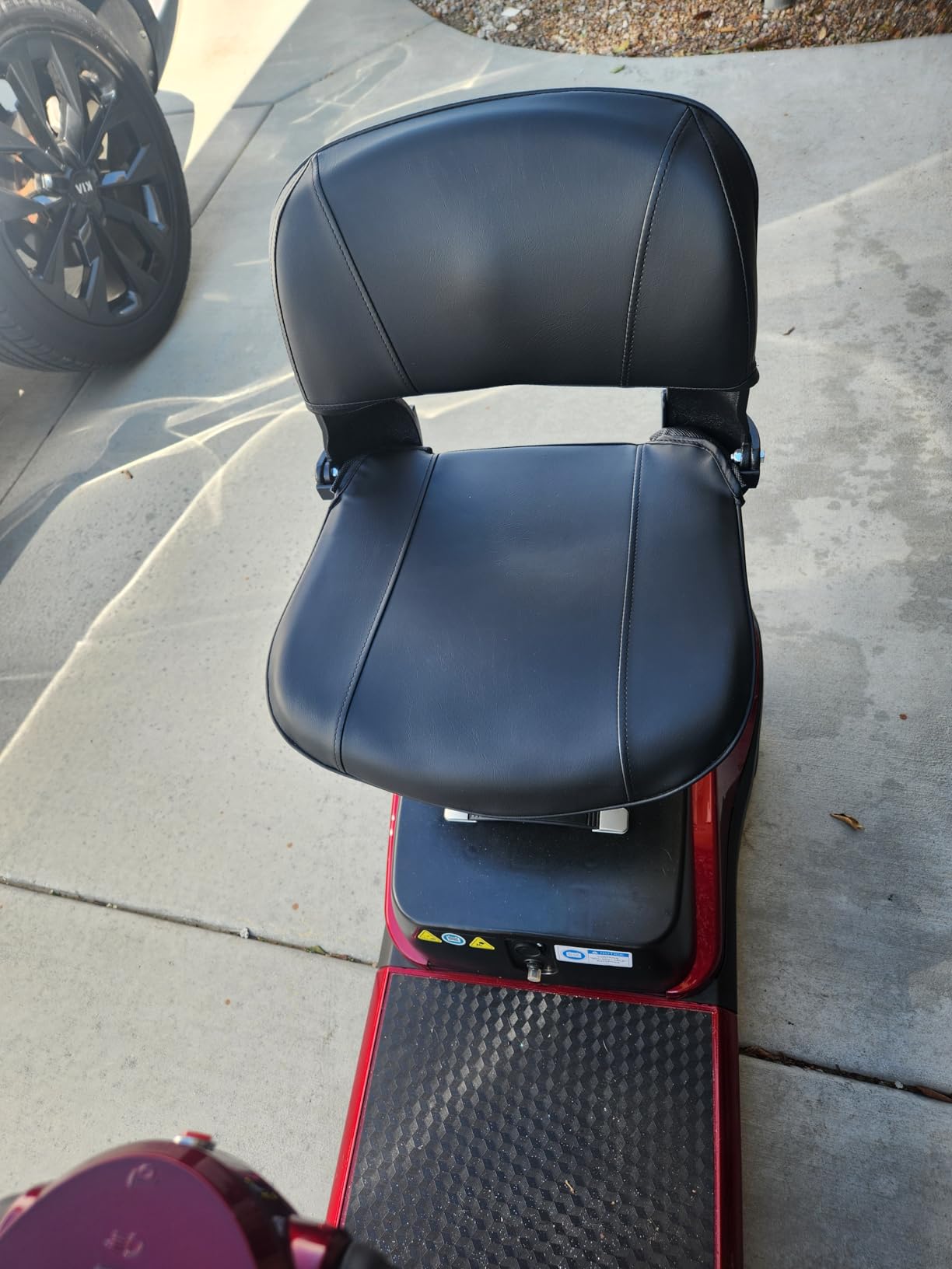 Mobility Scooter for Adults, 30Miles 4 Wheels Mobility Scooter with LCD Display, 350LBS Capacity & Lithium Battery, Airline Approved, 38LBS Motorized Mobility Scooter for Seniors, Silver customer photo 2