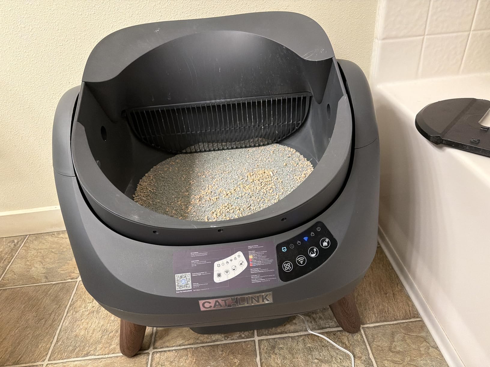 CATLINK Self Cleaning Cat Litter Box Open-X, 5G & 2.4G WiFi, Safe Anti-Pinch Automatic Litter Box Open Top, AI Waste Analysis Health Monitor, App, Odor Free - Grey/Large (Single-Cat Household) customer photo 2