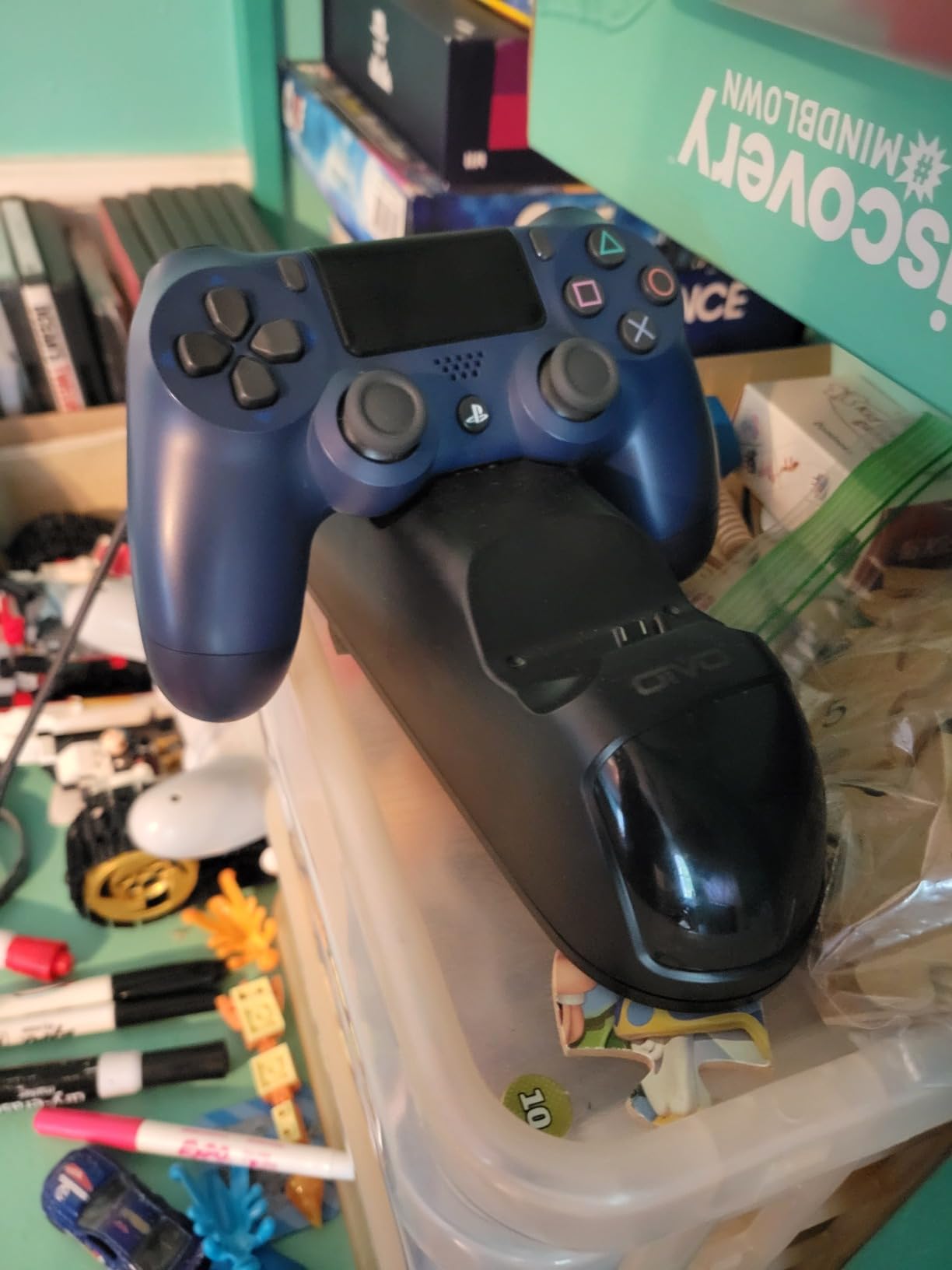 OIVO PS5 Controller Charger Station Compatible with PlayStation 5 Dualsense & Edge Controllers, RGB PS5 Controller Charging Dock Holder Stand with Fast Charge Cable for PS 5 Accessories Kits customer photo 2