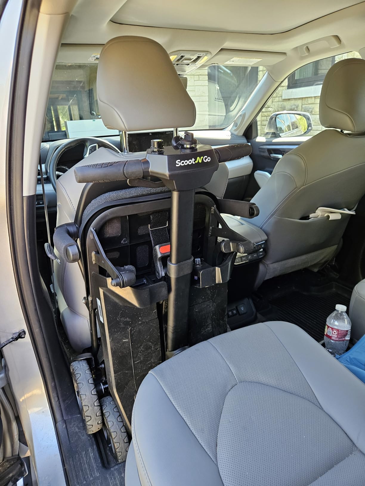 Mobility Scooters for Seniors, 4 Wheel Foldable Lightweight Airline Approved Mobility Scooter for Adults, Dual Batteries, Portable, No Assembly Needed (Silver Grey, Standard) customer photo 1