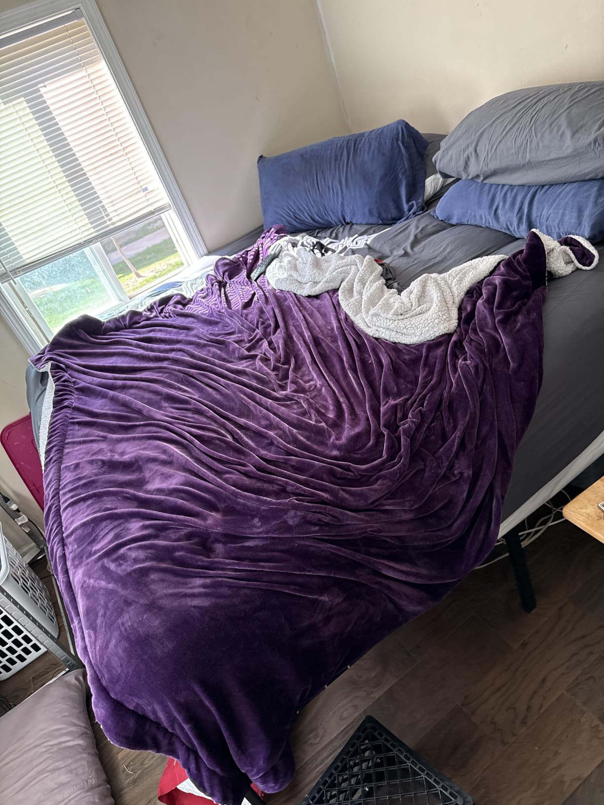 Queen Size Mattress (High-End Upgraded) Hotel-Level Luxury 18 Inch Hybrid Queen Mattress In A Box, Cooling-Gel Memory Foam & Pocket Springs, Back Pain, Extra Edge Support, 365-Night Trial, Medium Firm customer photo 1
