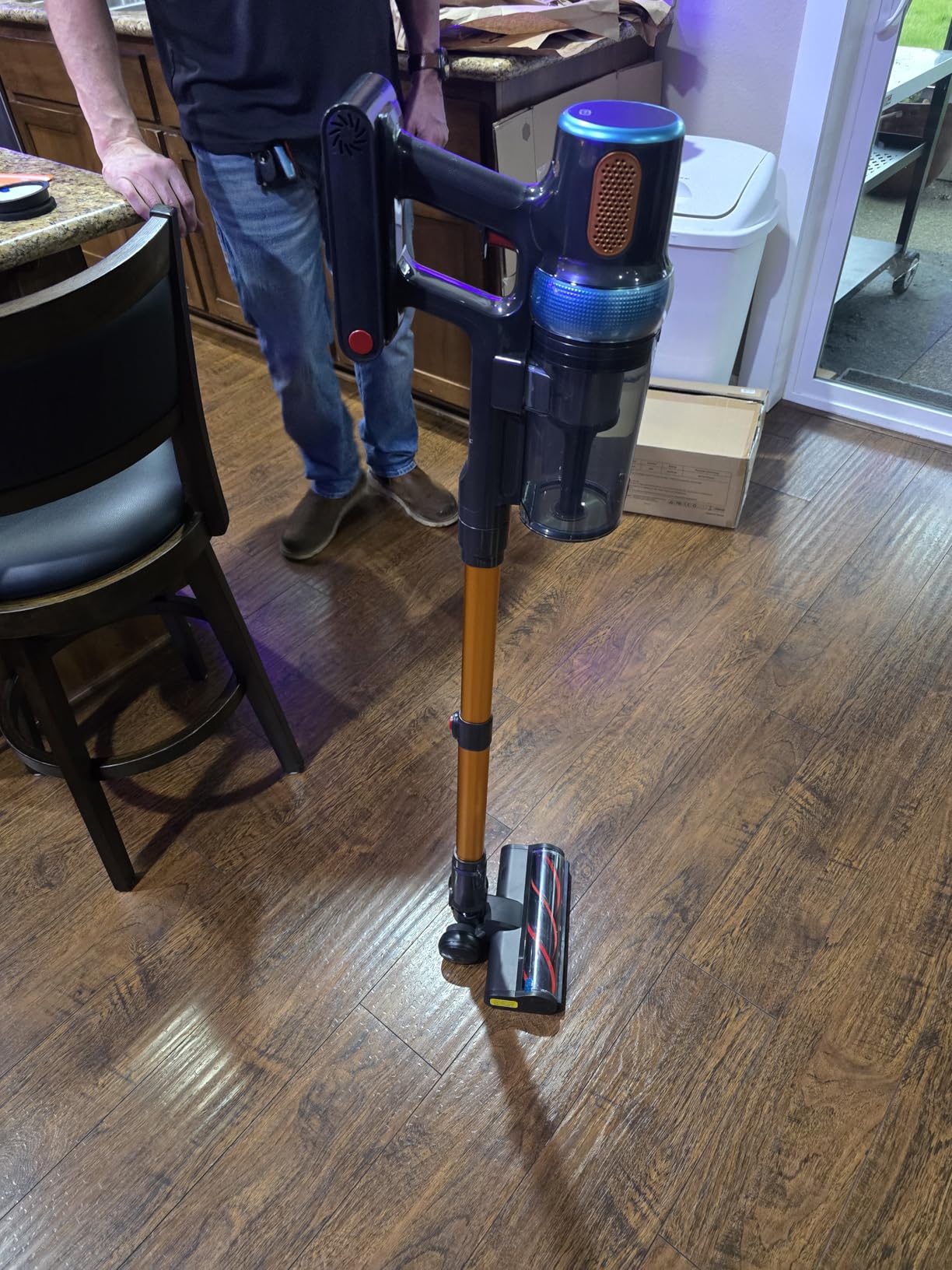 Cordless Vacuum Cleaner, 650W 55KPA 70Mins Vacuum Cleaners for Home, Upgraded Stick Vacuum with 3.3Ft Extendable Hose, LED Touch Screen, Wall Charging Station, Auto Mode for Carpet Pet Hair Hard Floor customer photo 2