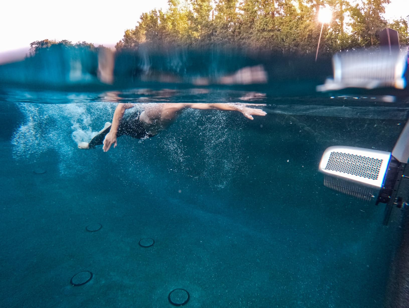 iGarden Swim Jet P Series, 450 GPM Inverter Counter Current Swimming System with 5 Wave Modes, Swim Jet Machine for Inground Pools, Training or Fun, Full Touchscreen, App Control customer photo 1