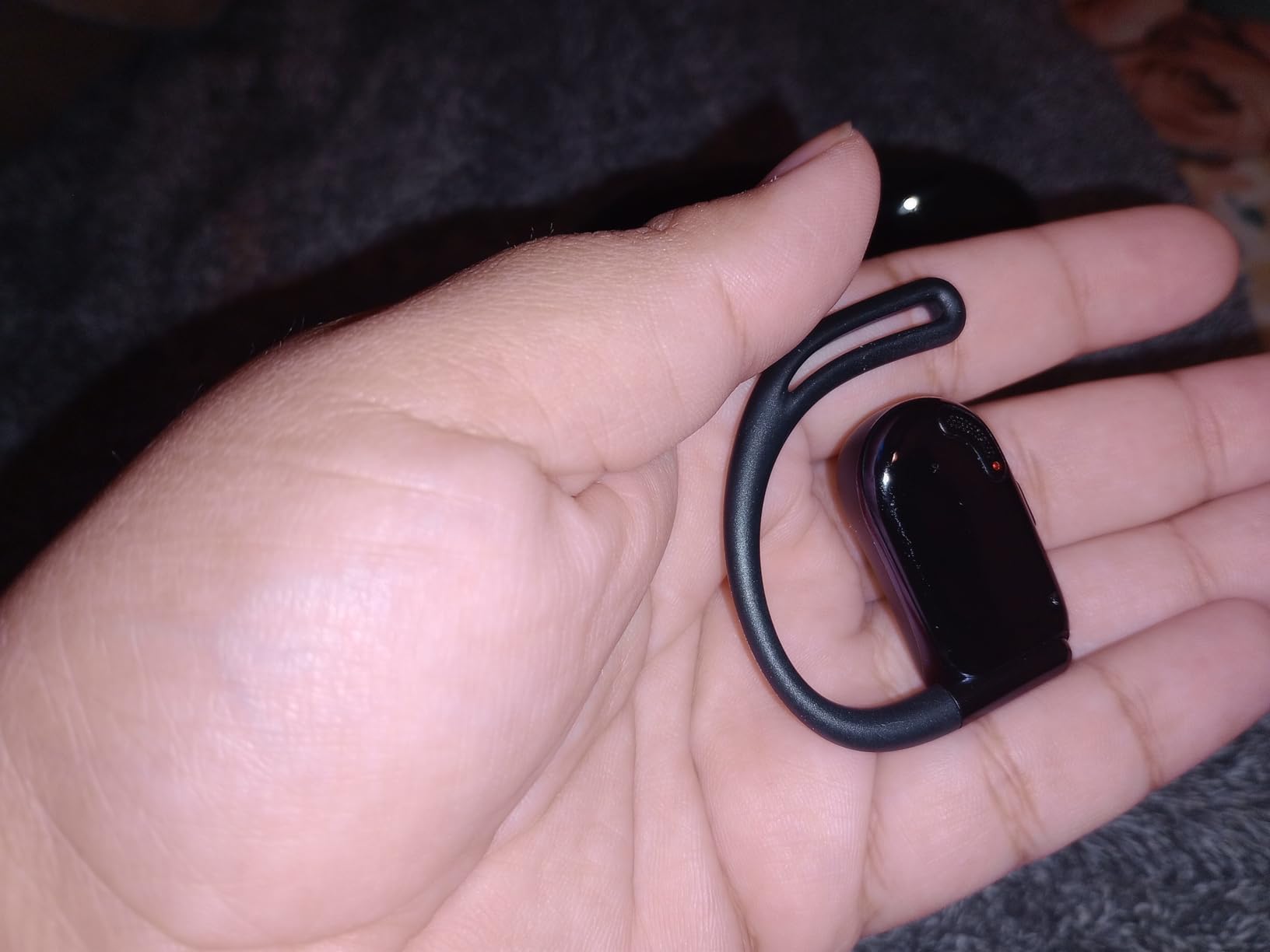 AI Translation Earbuds Real Time 164 Languages Translator Ear Buds 90H Playtime Bluetooth Translating Earbuds with LED Display Audifonos Traductores Ingles Espanol for Travel Business Learning Black customer photo 2