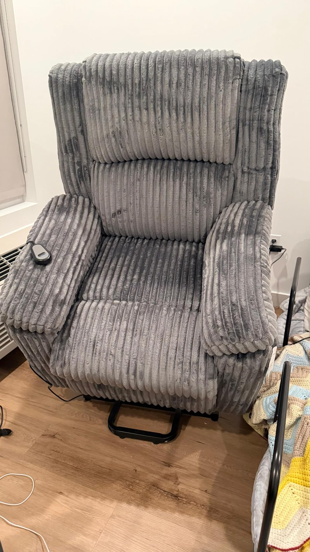 GarveeHome Power Lift Recliner Chair - Heat and Massage, Electric Lift Recliner for Elderly & Mobility Impaired, Adjustable Back and Legs, Heavy Duty Lift Chair for Seniors customer photo 1