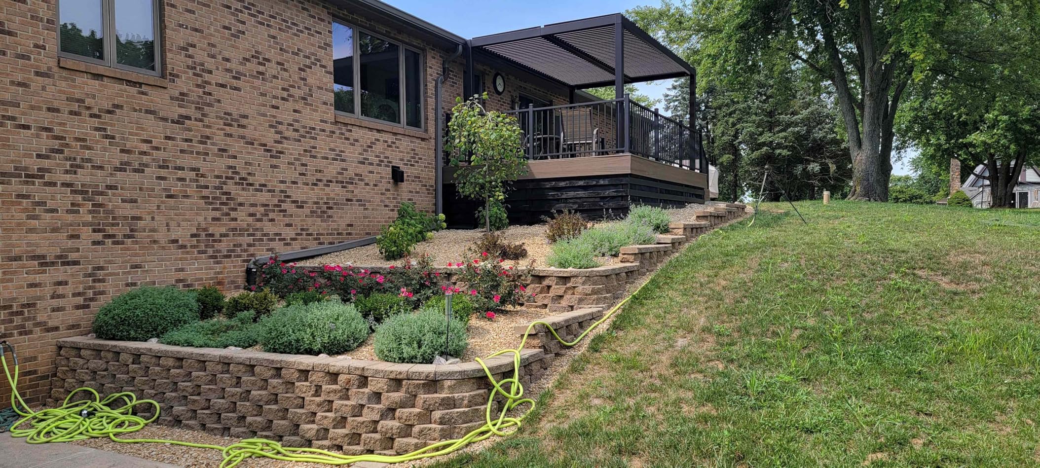 PURPLE LEAF 11' x 21' Outdoor Louvered Pergola Aluminum Pergola with Adjustable Roof for Camping Outdoor Patio Deck Garden Hardtop Gazebo customer photo 1