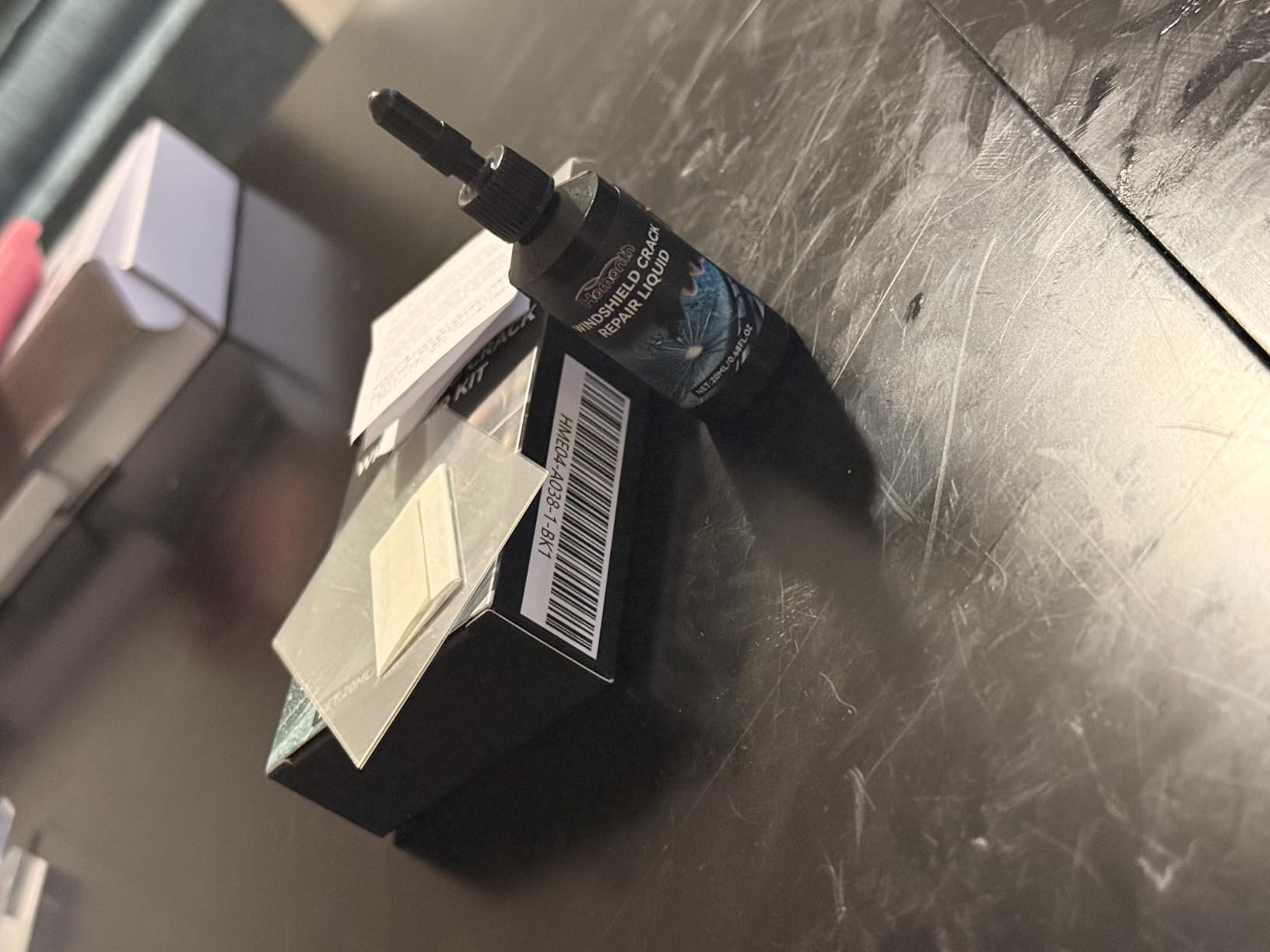 Windshield Chip Repair Kit - 2026 Upgrade Car Windshield Crack Repair Kit, Glass Repair Liquid for Cracks and Chips, Rock Chip Repair Kit for Fix Windows, Mirrors, Glasses, All Crack Types customer photo 1