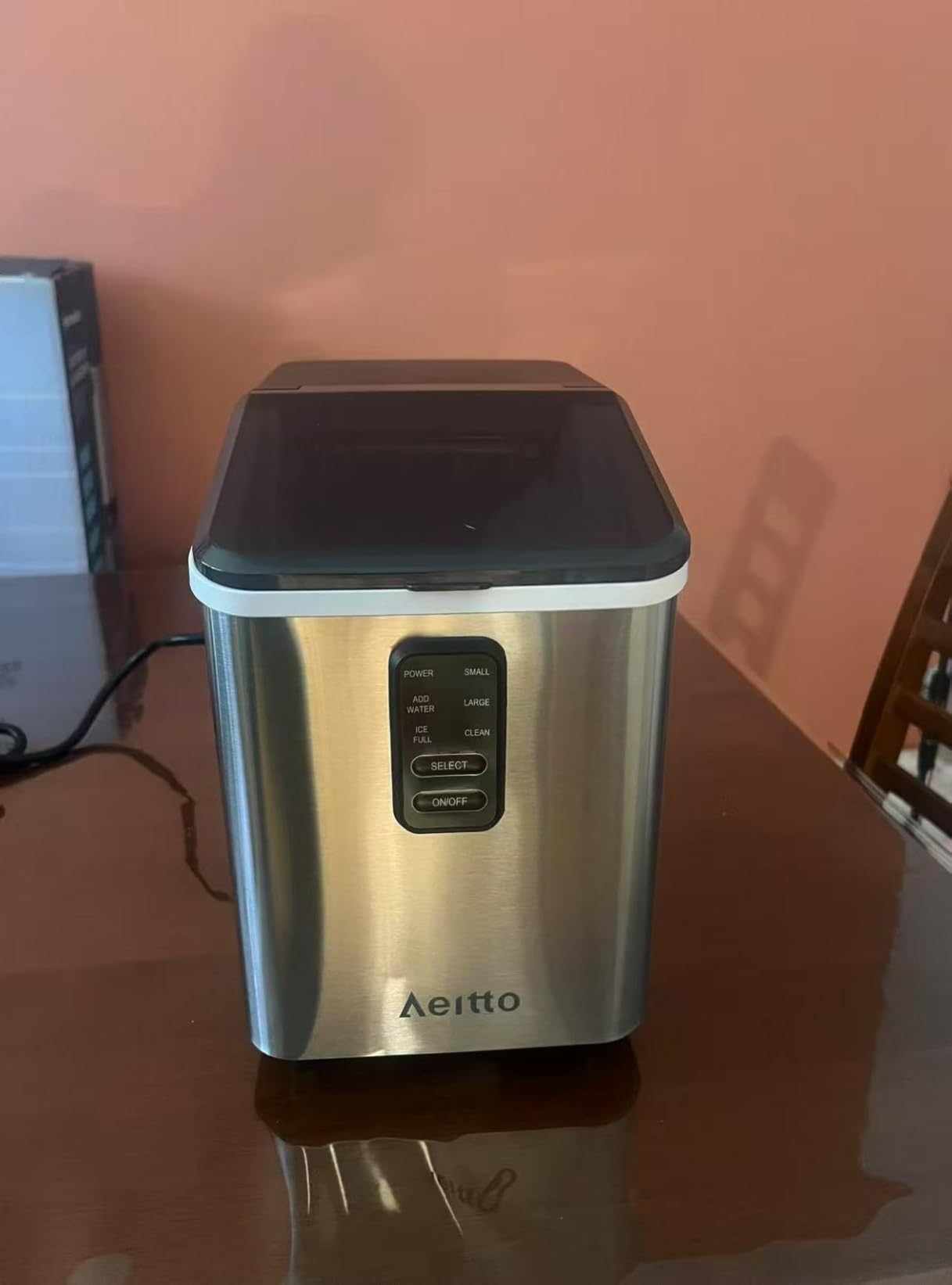 Aeitto Ice Maker Countertop 26lbs/24H, Ice Machine 8 Ice Cubes Ready in 6 Mins, 2 Sizes of Bullet Ice Portable Ice Makers with Basket & Scoop, Auto Self-Cleaning for Home/Kitchen/Office Stainless customer photo 2