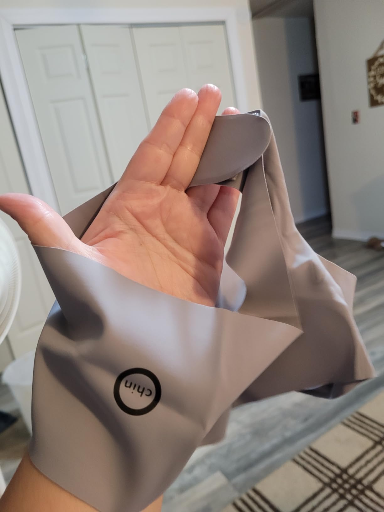 Chin Strap for Sleeping with 4-Side Adjustment, Anti Snoring Chin Strap Elasticity for Adults, Anti Snoring Devices Breathable and Durable, Snore Stopper for CPAP Users, Gray, M customer photo 1