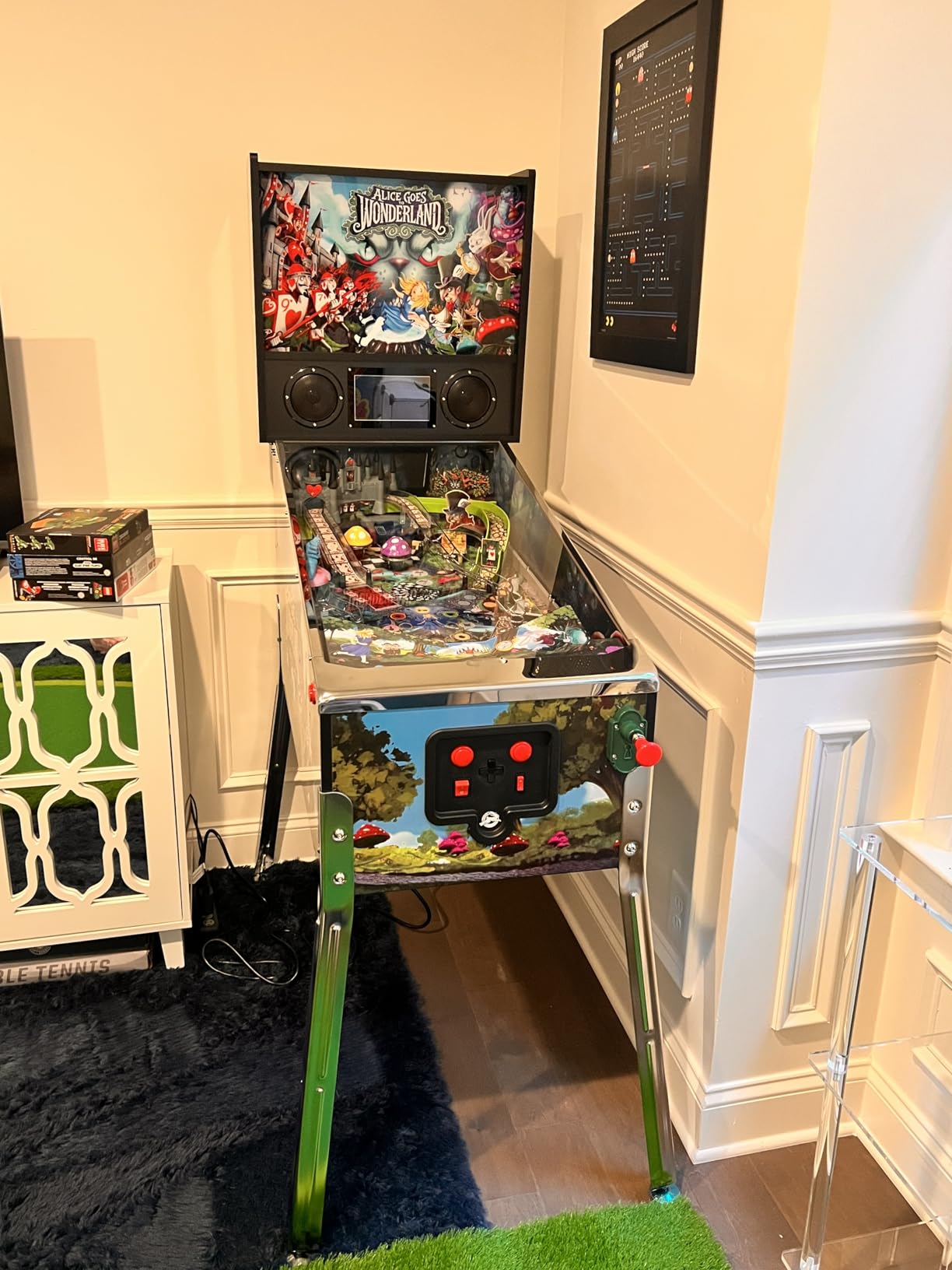 Alice Goes to Wonderland Pinball Machine with LED Lighting customer photo 1