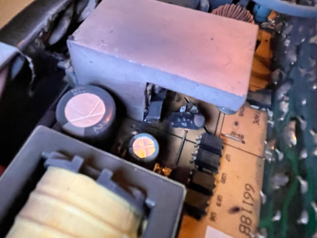 Tripp Lite SMART500RT1U 500VA Smart UPS Back Up, 300W Line-Interactive, 1U Rackmount, Network Card Options, USB, DB9 Serial customer photo 2