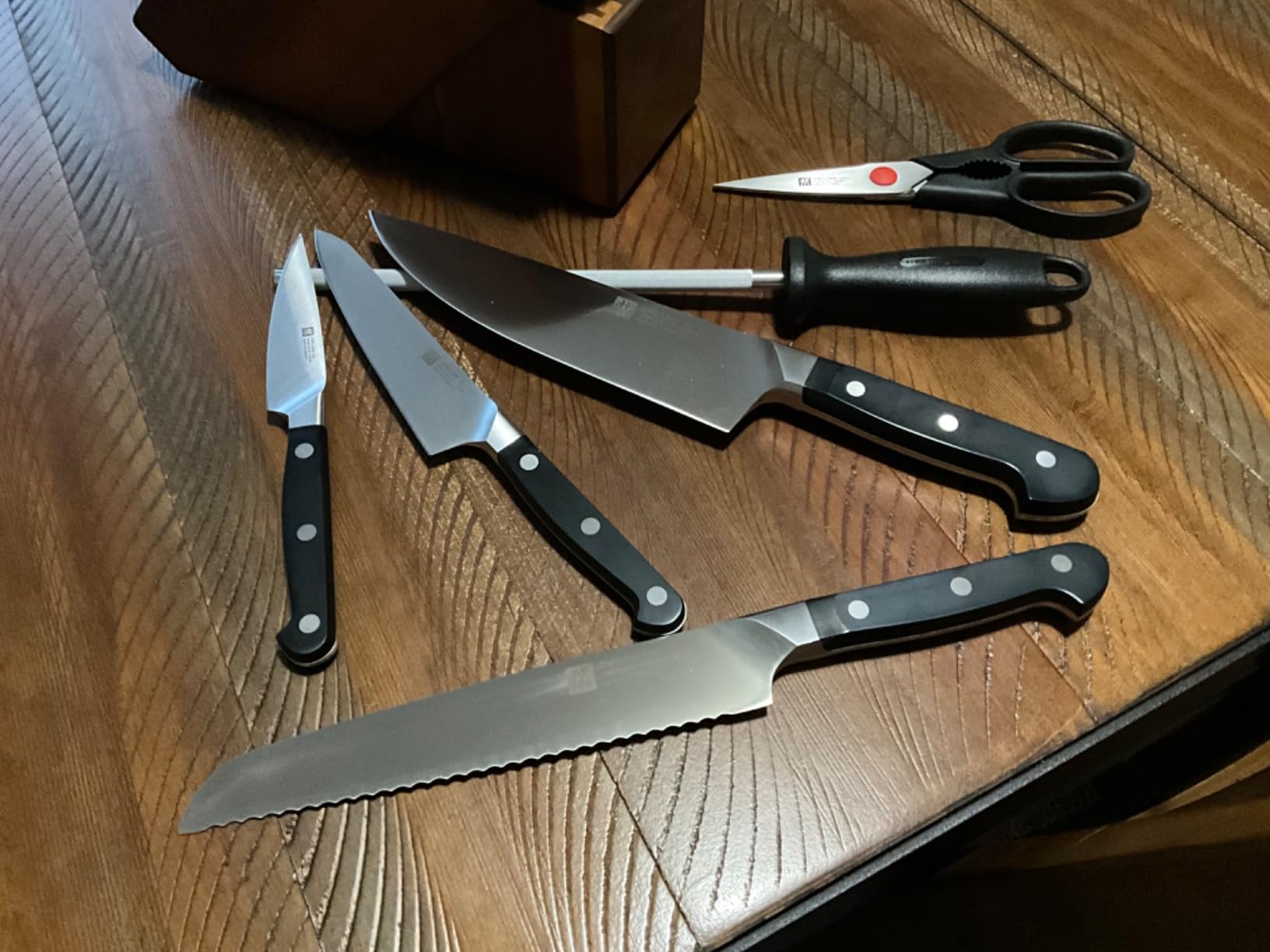 ZWILLING Pro 7-pc Knife Block Set with Bonus Sharpener customer photo 1