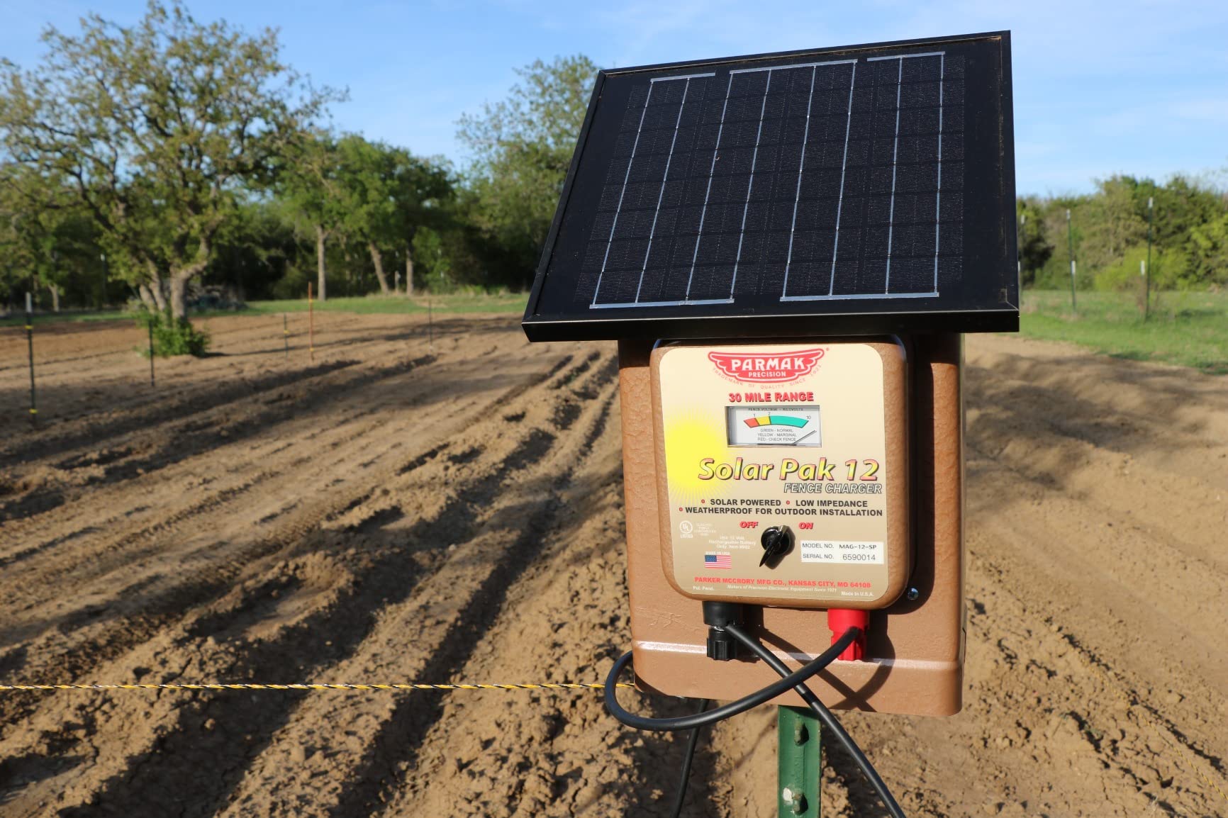 Parmak Magnum Solar-Pak 12 Low Impedance 12 Volt Battery Operated 30 Mile Range Electric Fence Charger MAG12-SP customer photo 1