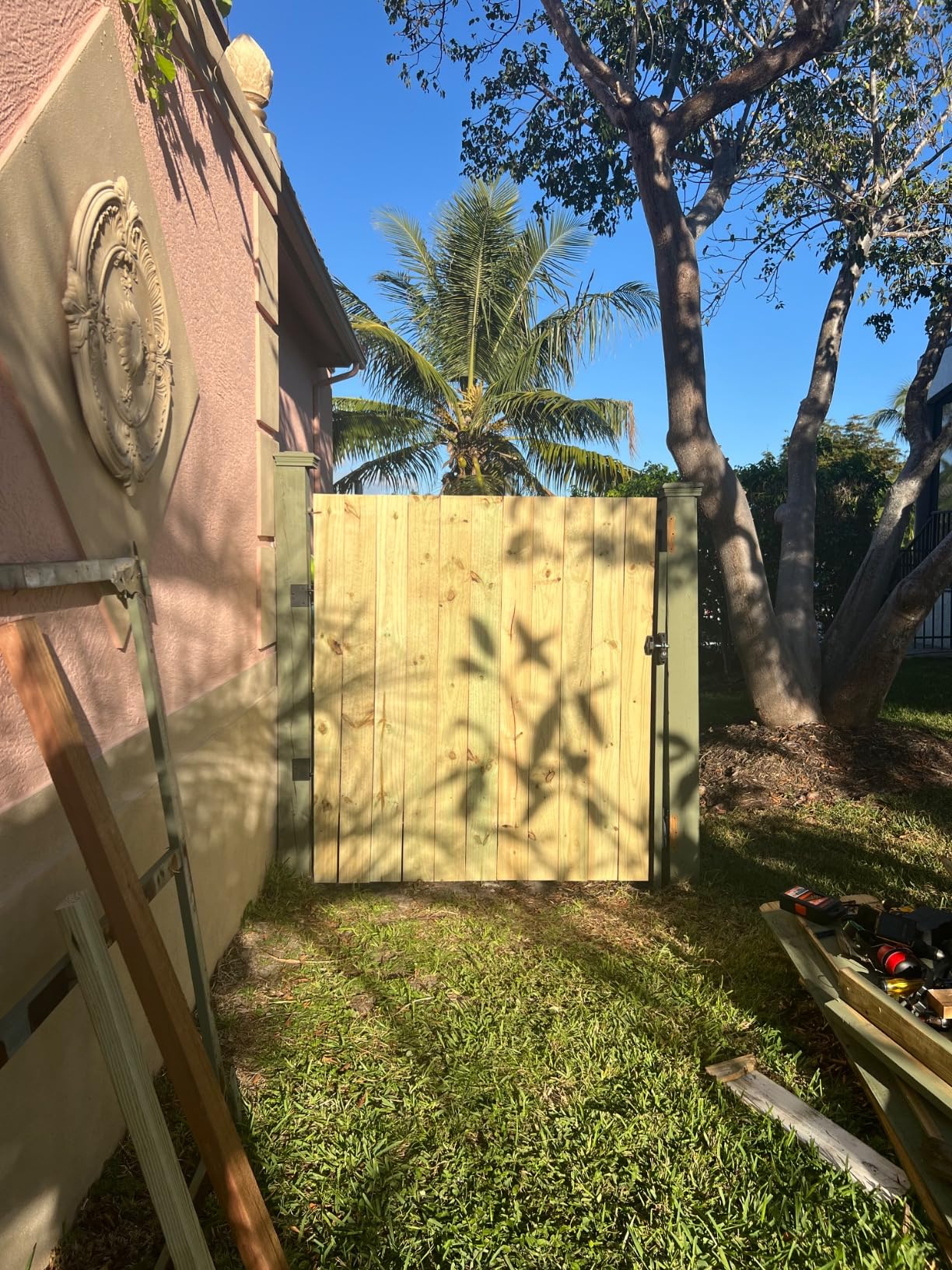 Adjust-A-Gate Full Frame Gate Fence Kit, Fits 60-96