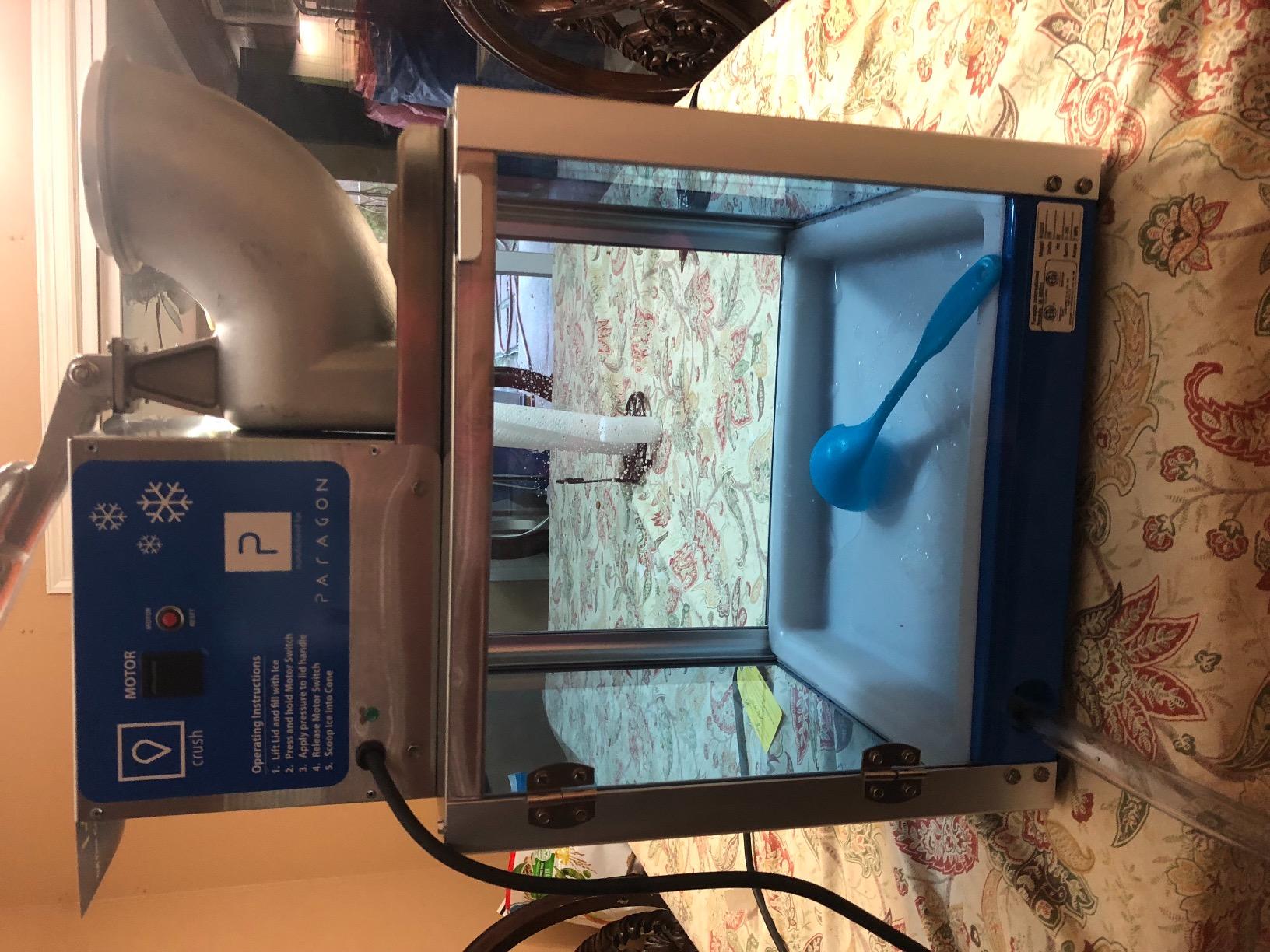 Paragon Arctic Blast SNO Cone Machine for Professional Concessionaires - 1/3 HP 792 Watts Commercial Heavy Duty customer photo 2