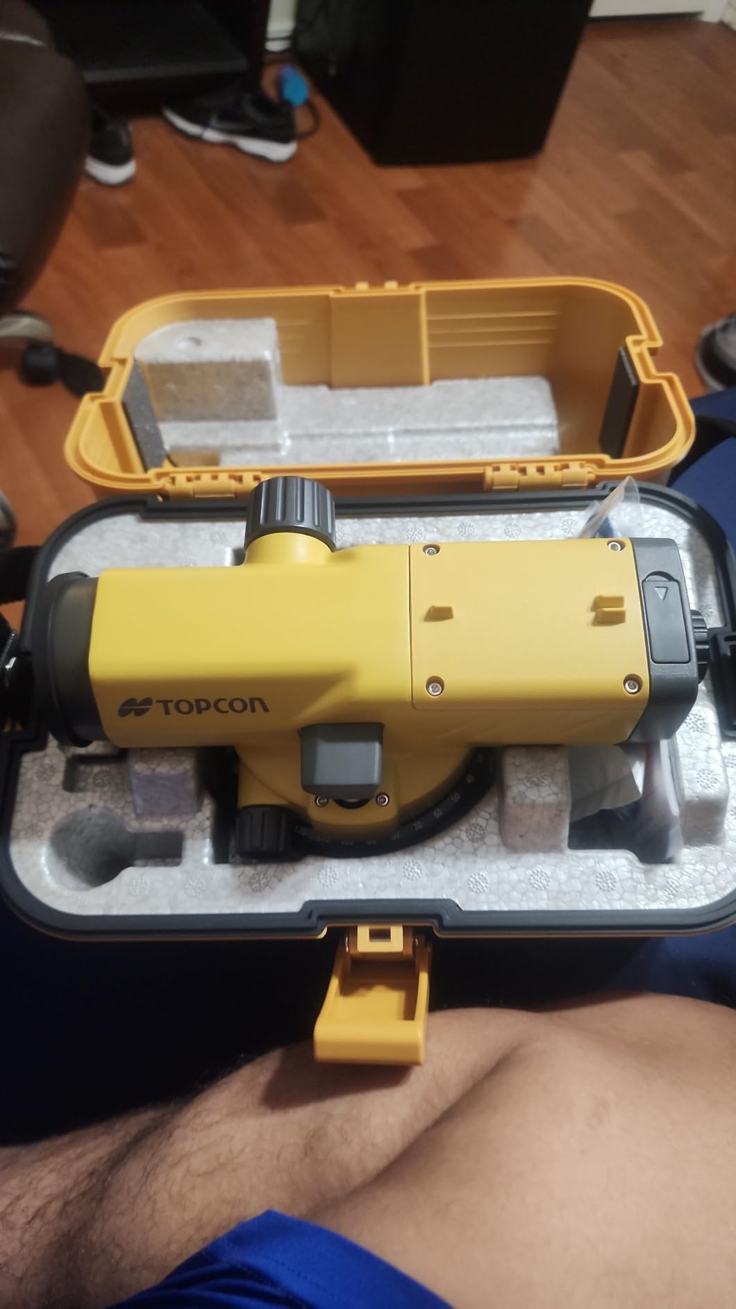 Topcon 24x Automatic Level AT-B4 customer photo 2
