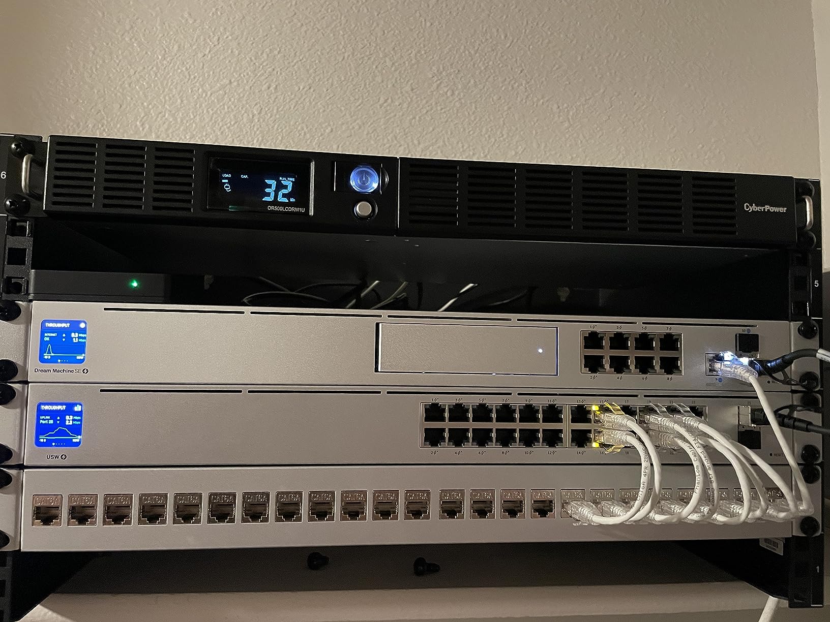 CyberPower OR500LCDRM1U Smart App LCD UPS Battery Backup and Surge Protector, 500VA/300W, 6 Outlets, AVR, 1U Rackmount, UL Certified customer photo 2