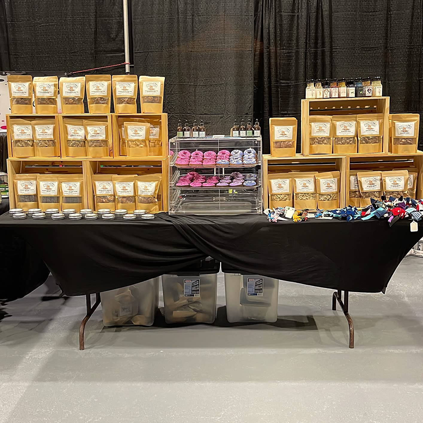 Winco ADC-4 4-Tier Pastry Display Case, Acrylic,Clear,Medium customer photo 2