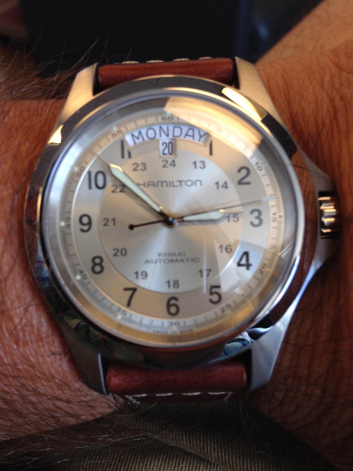 Hamilton Khaki Field King Automatic Men's Watch, 40mm Stainless Steel Case, Swiss Made, Beige Dial Analog Wrist Watch for Men, 50m Waterproof, Sapphire Crystal, Cow Leather Strap customer photo 2