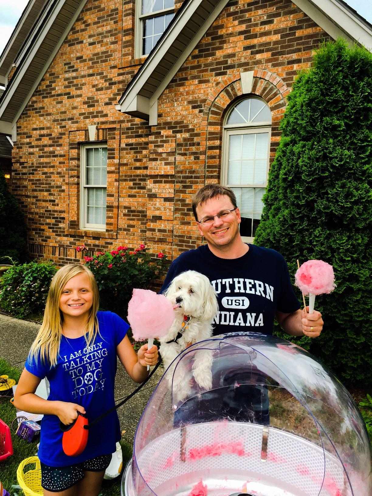 Paragon Spin Magic 5 Cotton Candy Machine with Metal Bowl for Professional Concessionaires Requiring Commercial Quality & Construction customer photo 1