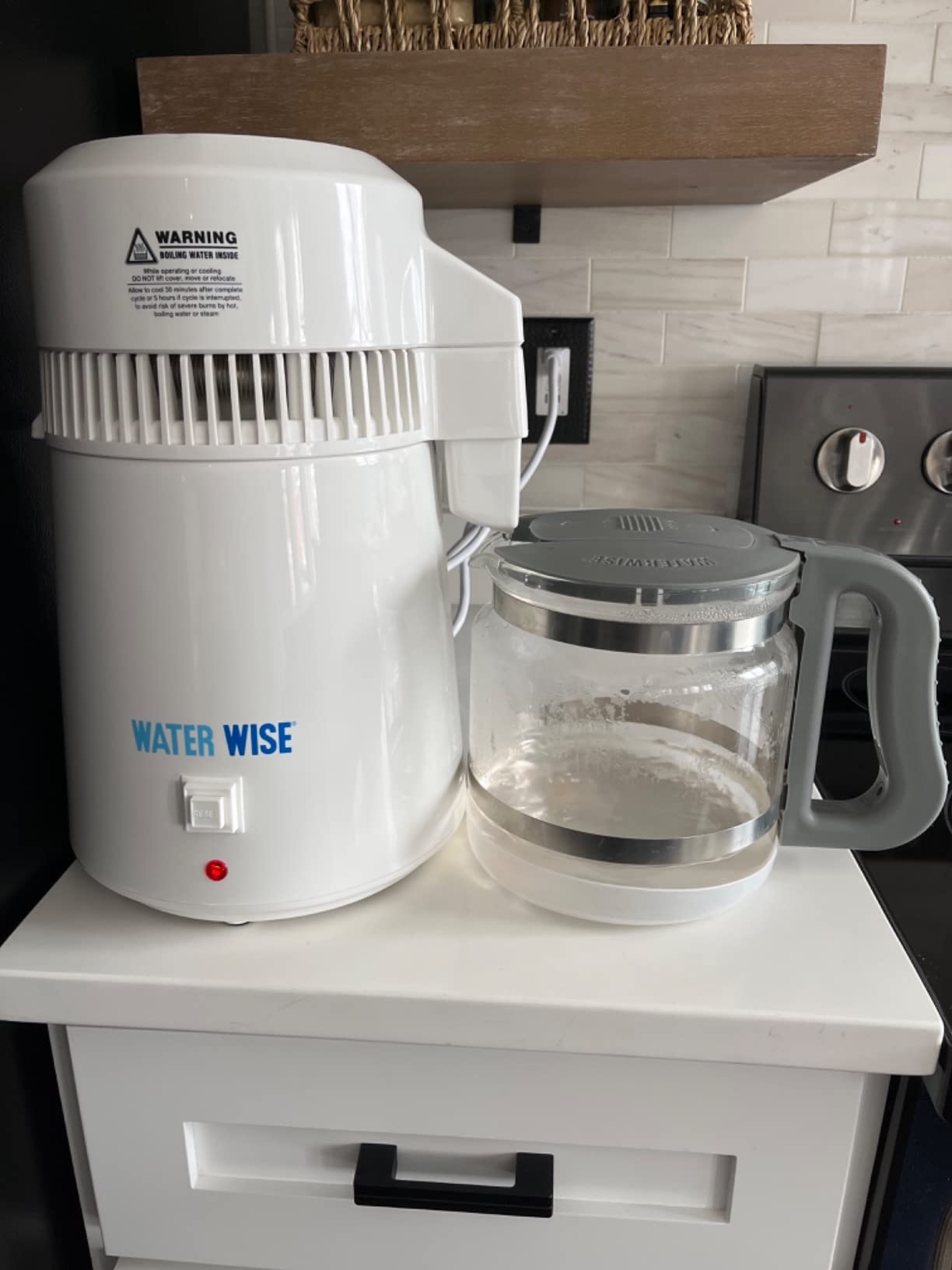 Waterwise 4000, Countertop Water Distiller System for Home and Office, 1 Gallon Glass Collector Bottle customer photo 1