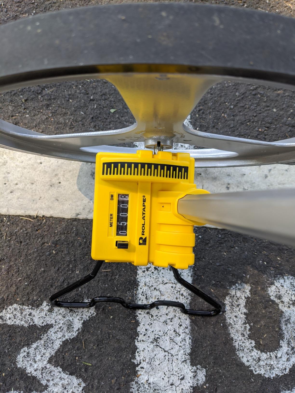 BOSCH Rolatape RT312 12.5-Inch Aluminum Measuring Wheel - Lightweight, Durable Design, Ideal for Landscaping & Construction, Yellow customer photo 1