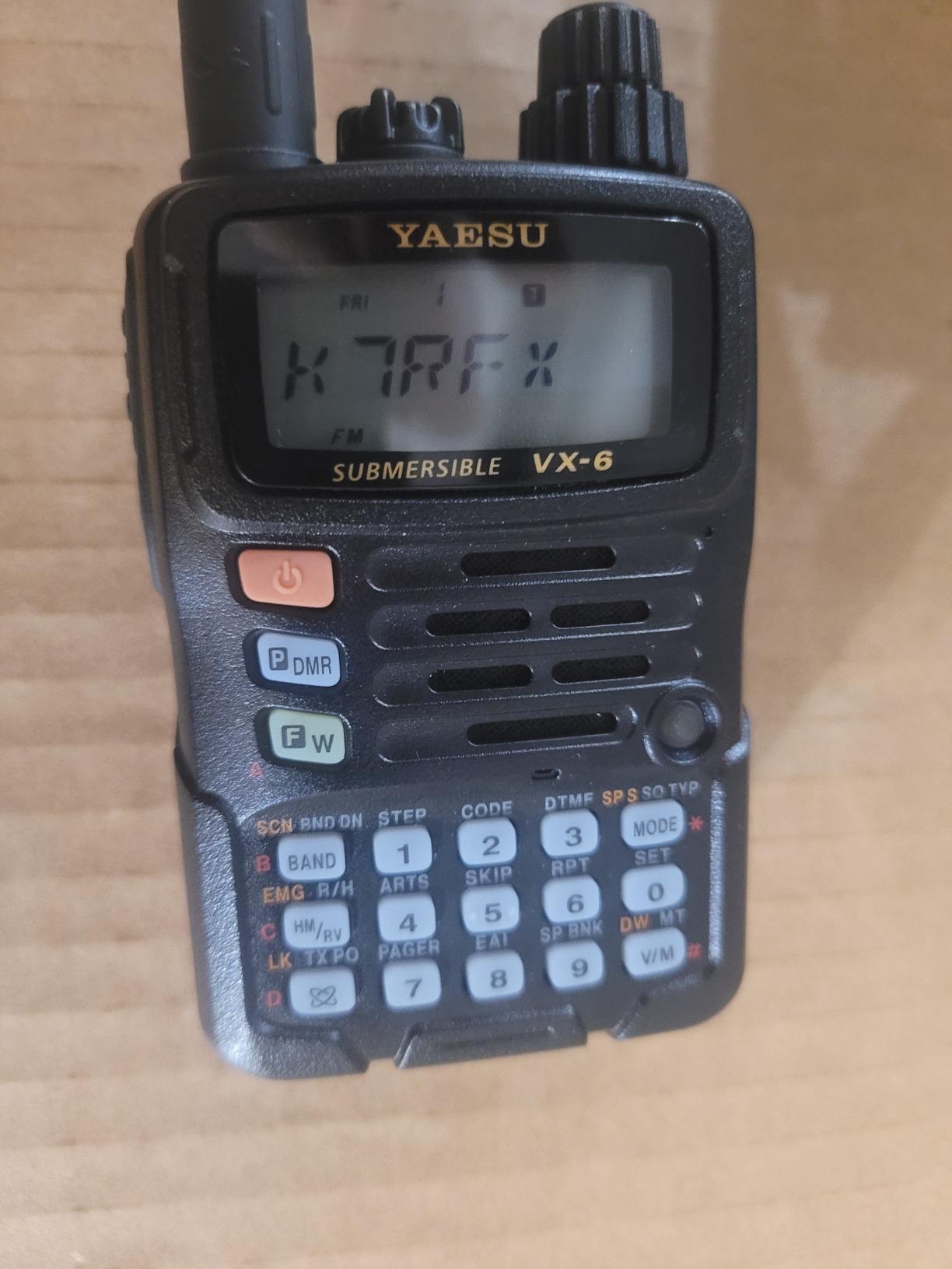 Yaesu VX-6R Tri-Band Submersible Amateur Ham Radio Transceiver (144/222/440) customer photo 2